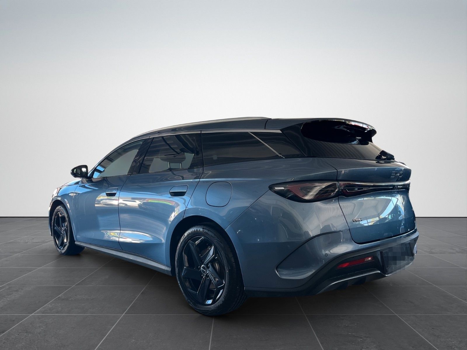 BYD SEAL 6 DM-i TOURING Comfort/360°/HUD/SHZ/PANO-DA foto 5