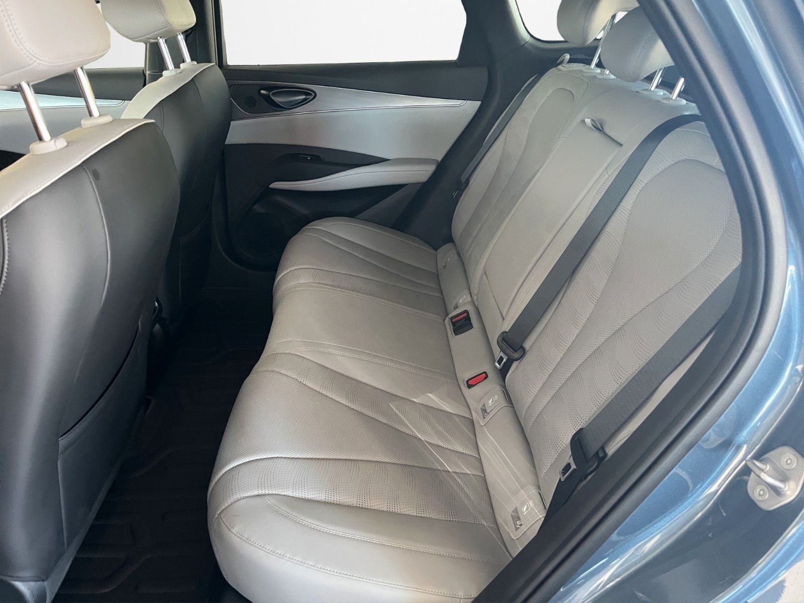 BYD SEAL 6 DM-i TOURING Comfort/360°/HUD/SHZ/PANO-DA foto 10