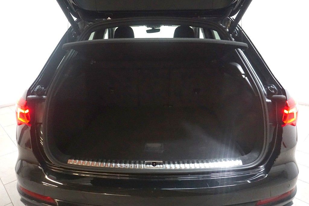 Audi Q3 40TDI S-Tronic 2xS-Line Quattro Virtual AHK foto 13