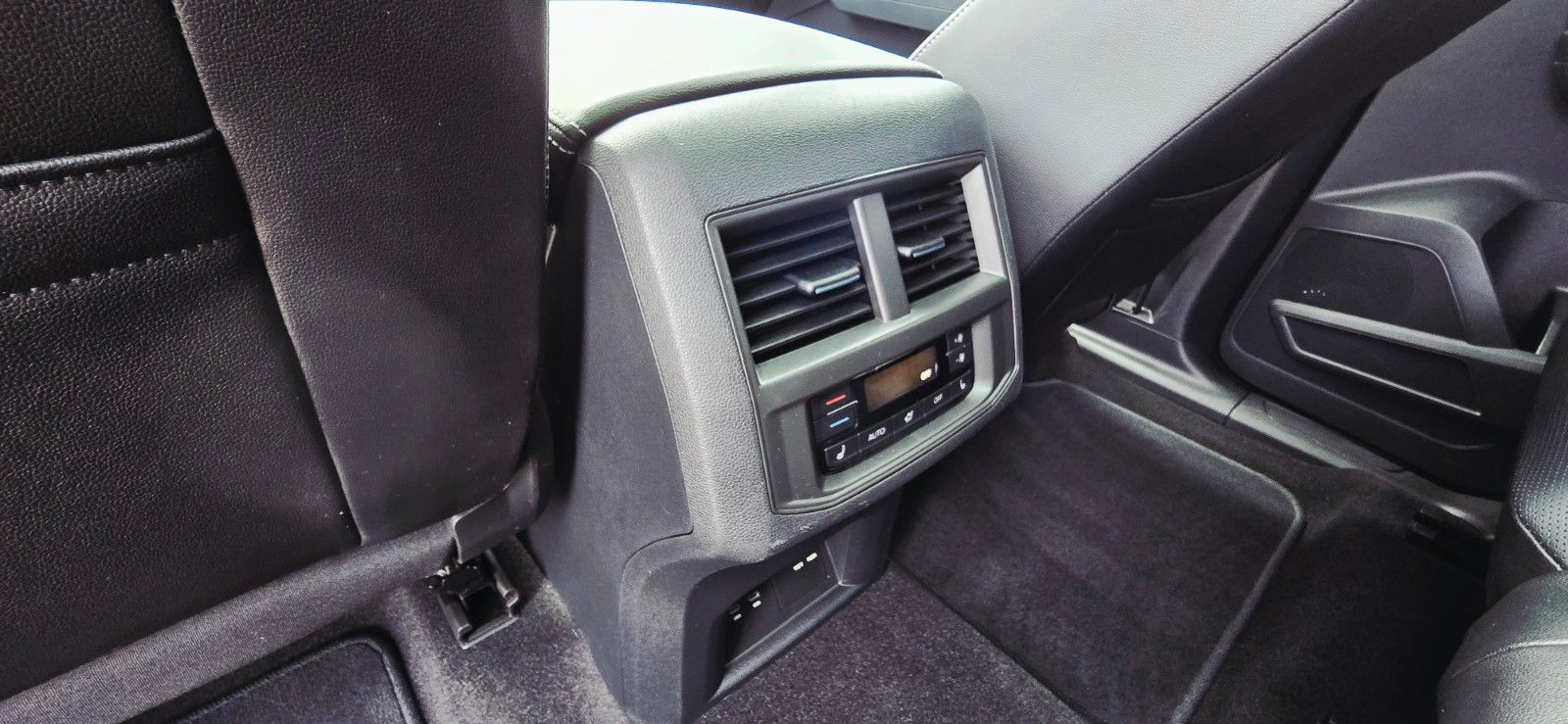 Volkswagen Atlas R-Line foto 6