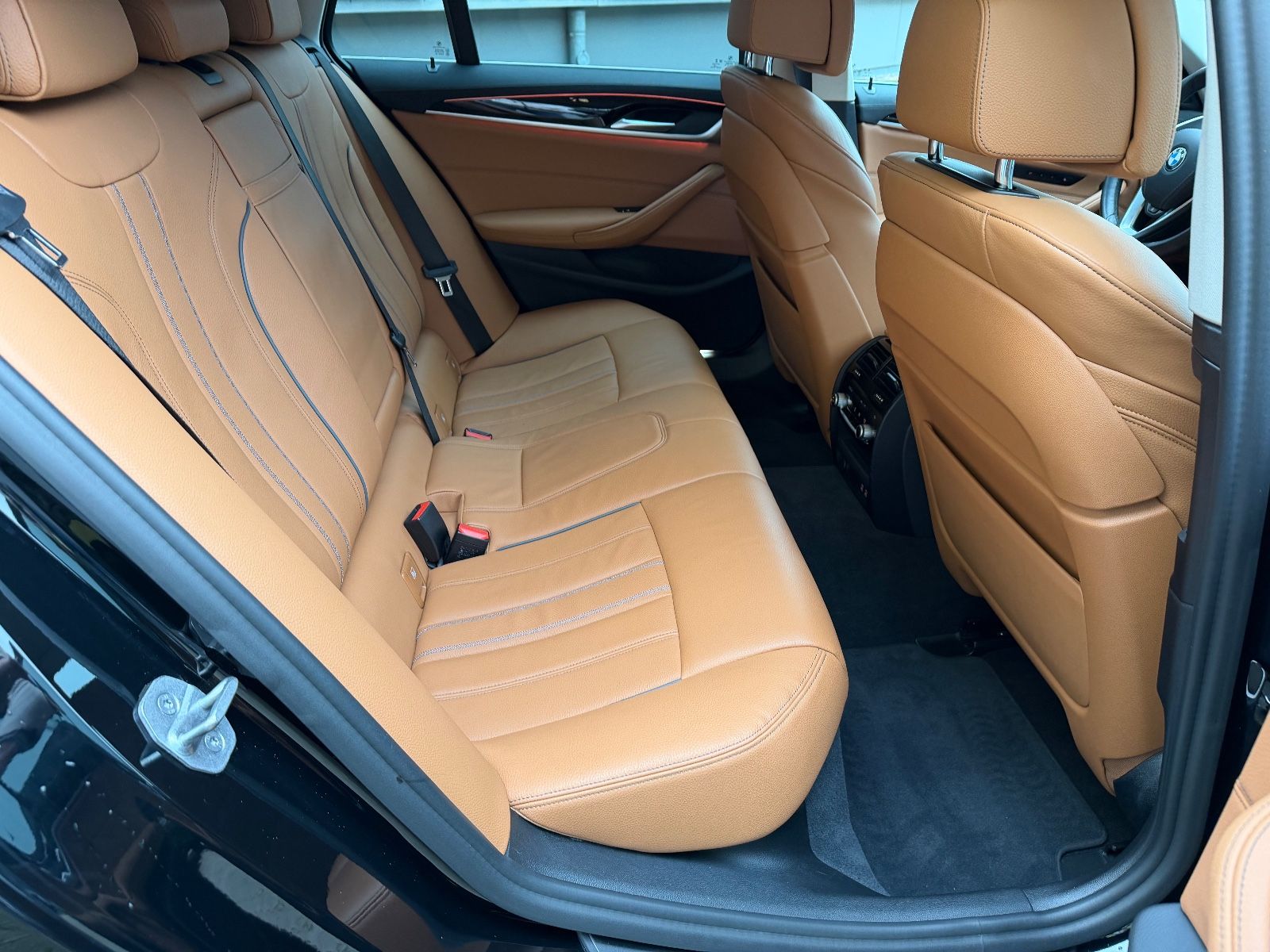 BMW 540 d xDrive Luxury Line KAMERA/LED/SHZ/AHK/* foto 25