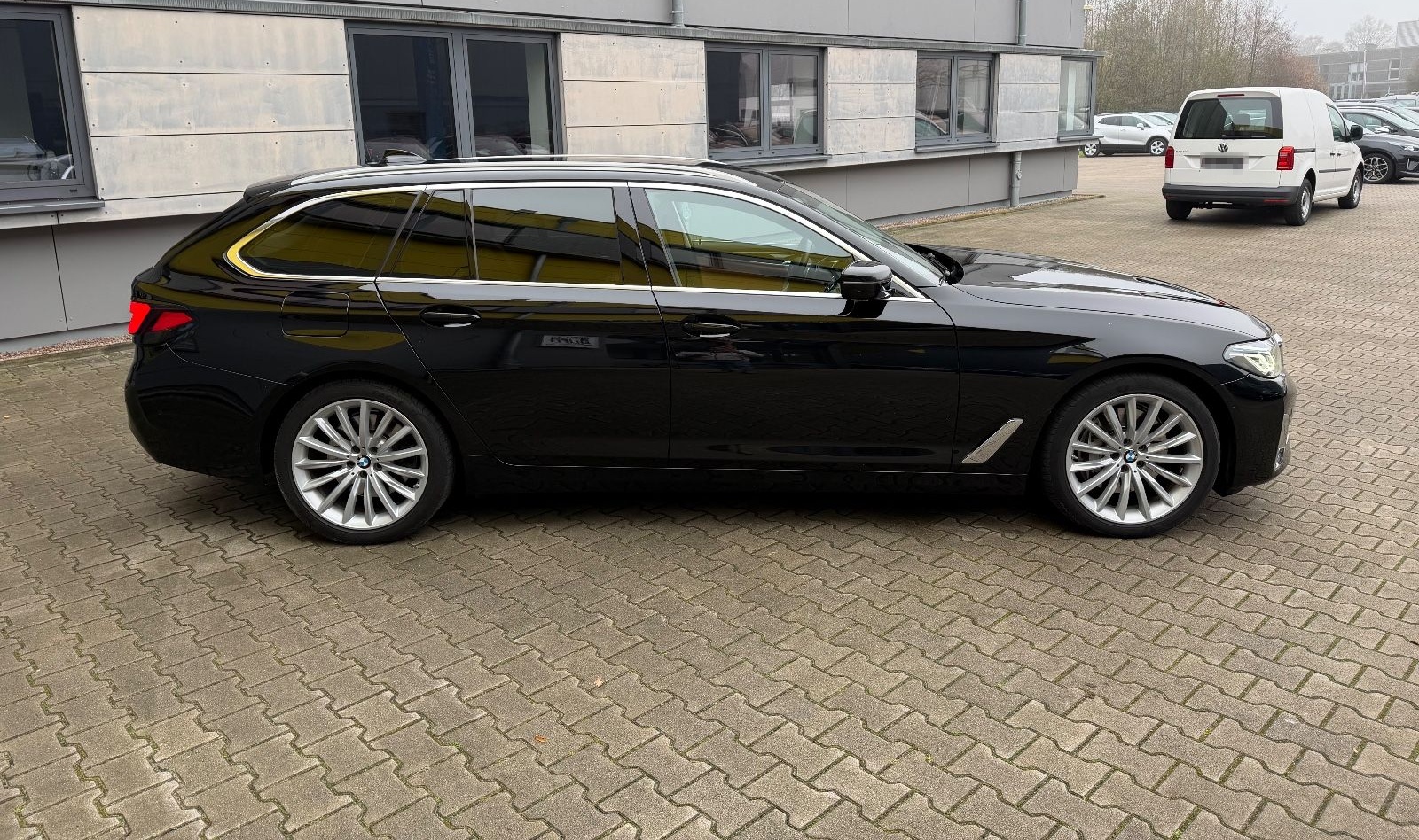BMW 540 d xDrive Luxury Line KAMERA/LED/SHZ/AHK/* foto 7