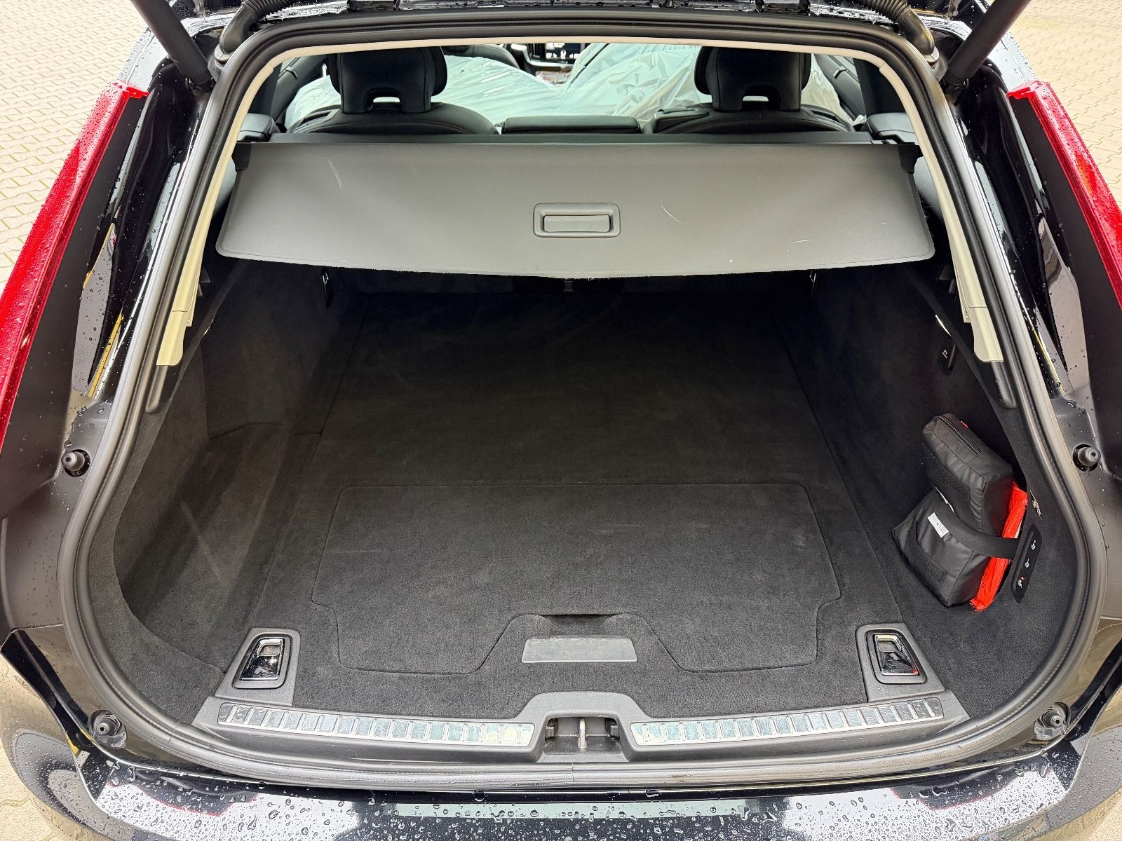 Volvo V90 Cross Country AWD/HEAD UP/ALLRAD/LEDER/8xBRF foto 21