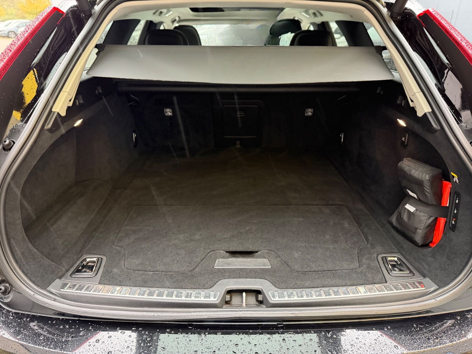 Volvo V90 Cross Country AWD/HEAD UP/ALLRAD/LEDER/8xBRF foto 22