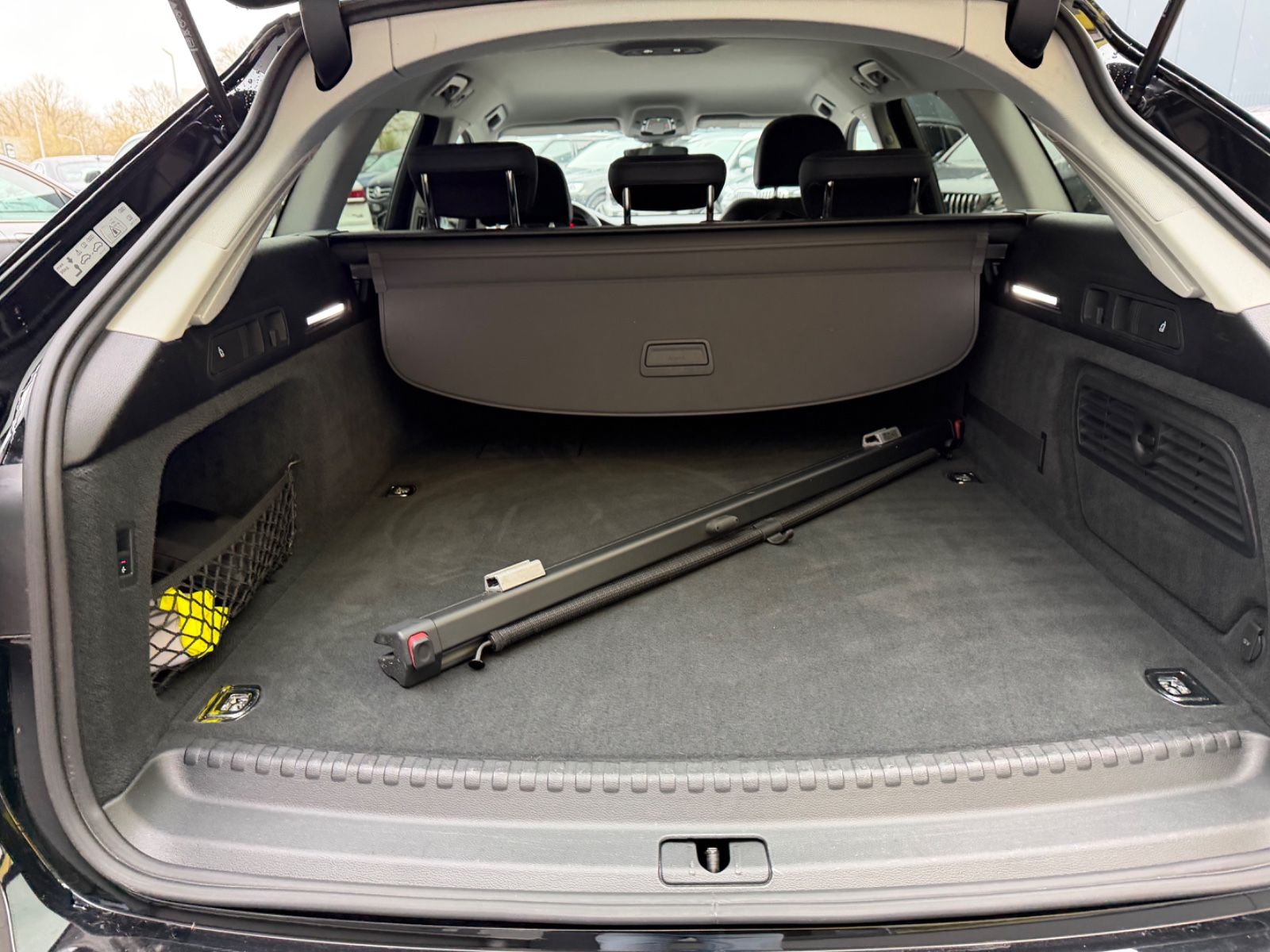 Audi A6 55 TFSI e S tronic quattro sport Avant/S LINE foto 22