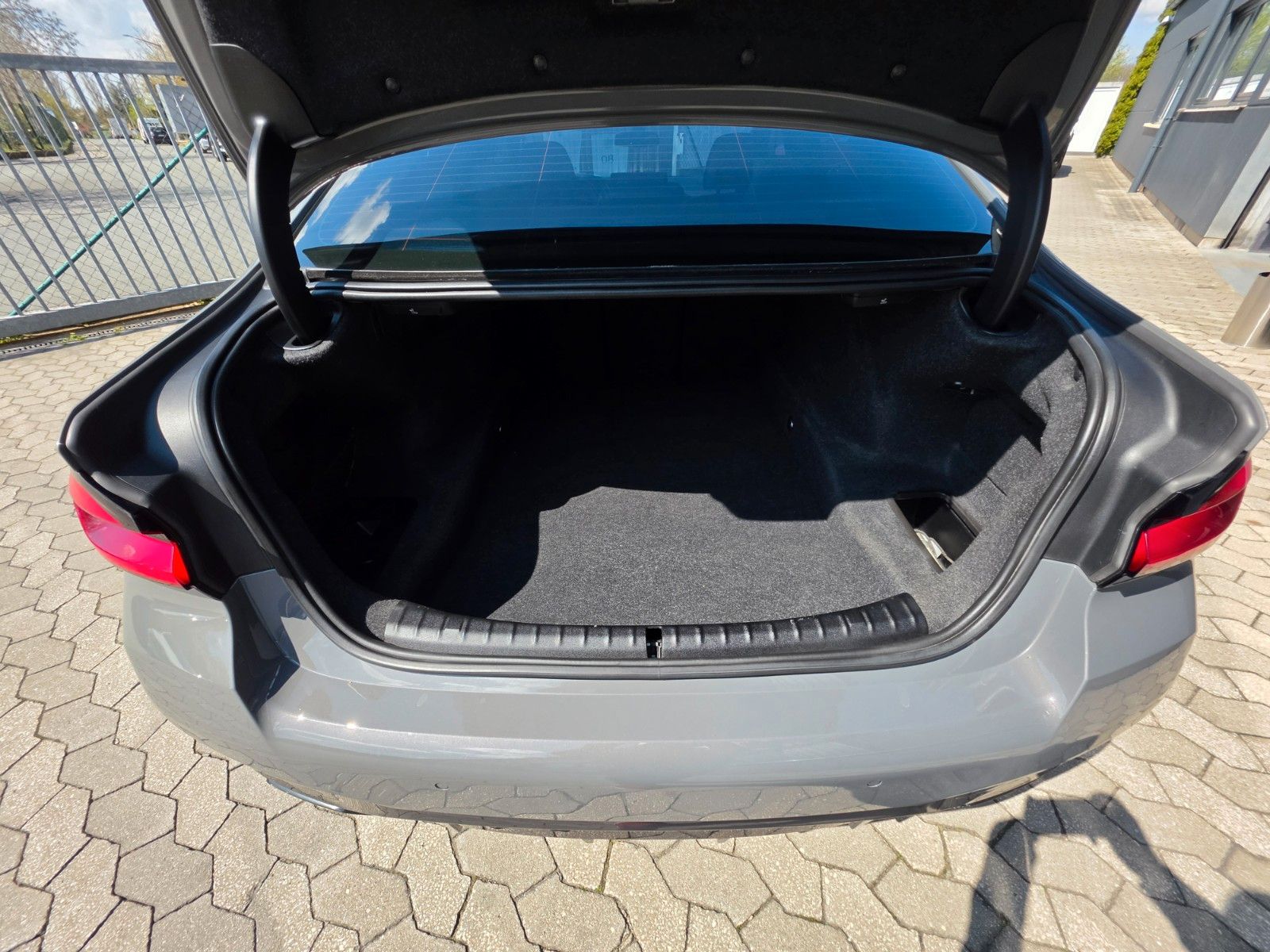 BMW M550i xDrive*Ambiente*Apple Carplay*Schiebedach* foto 18