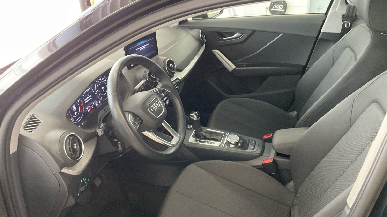 Audi Q2 35 TFSI advanced Kamera*LED*Navi*Virtual*17 foto 5