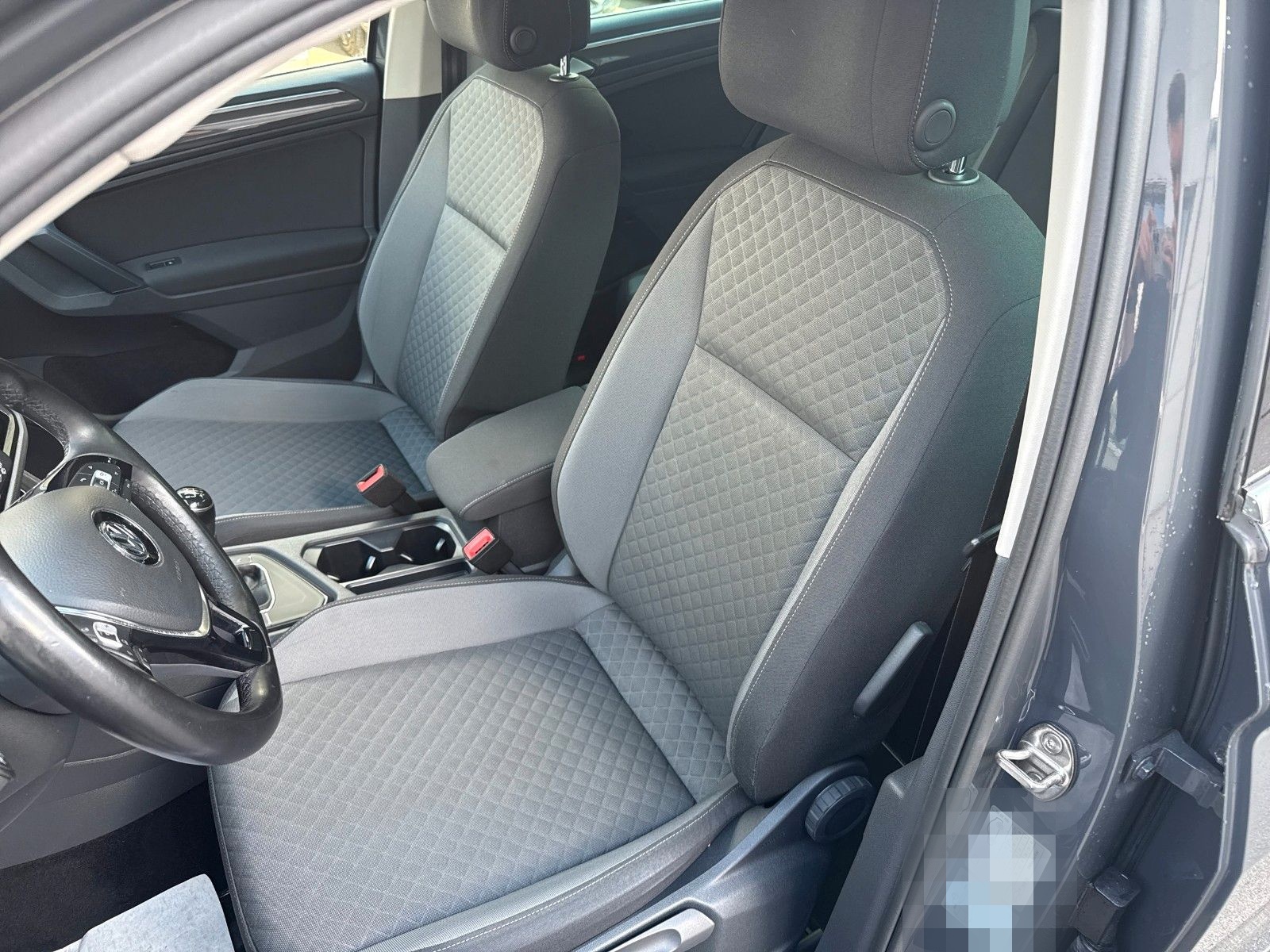 Volkswagen Tiguan Comfortline ACC, Navi, Sitzheizung foto 10