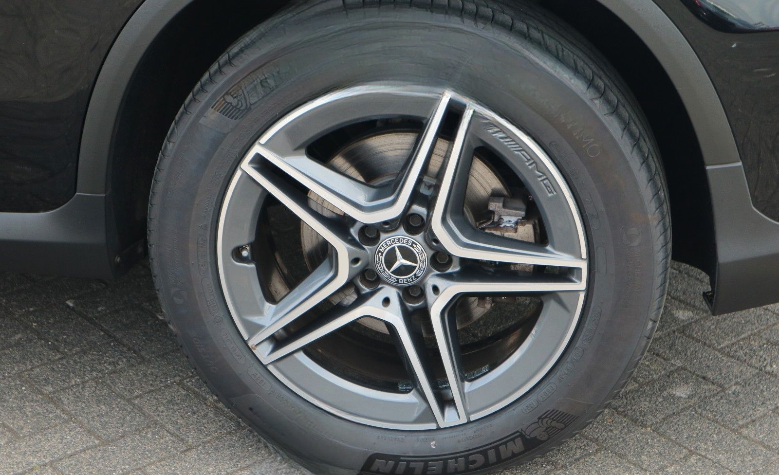 Mercedes-Benz GLC 220 d 4Matic AMG *AMBIENTE*AIRMATIC*CAM* foto 13