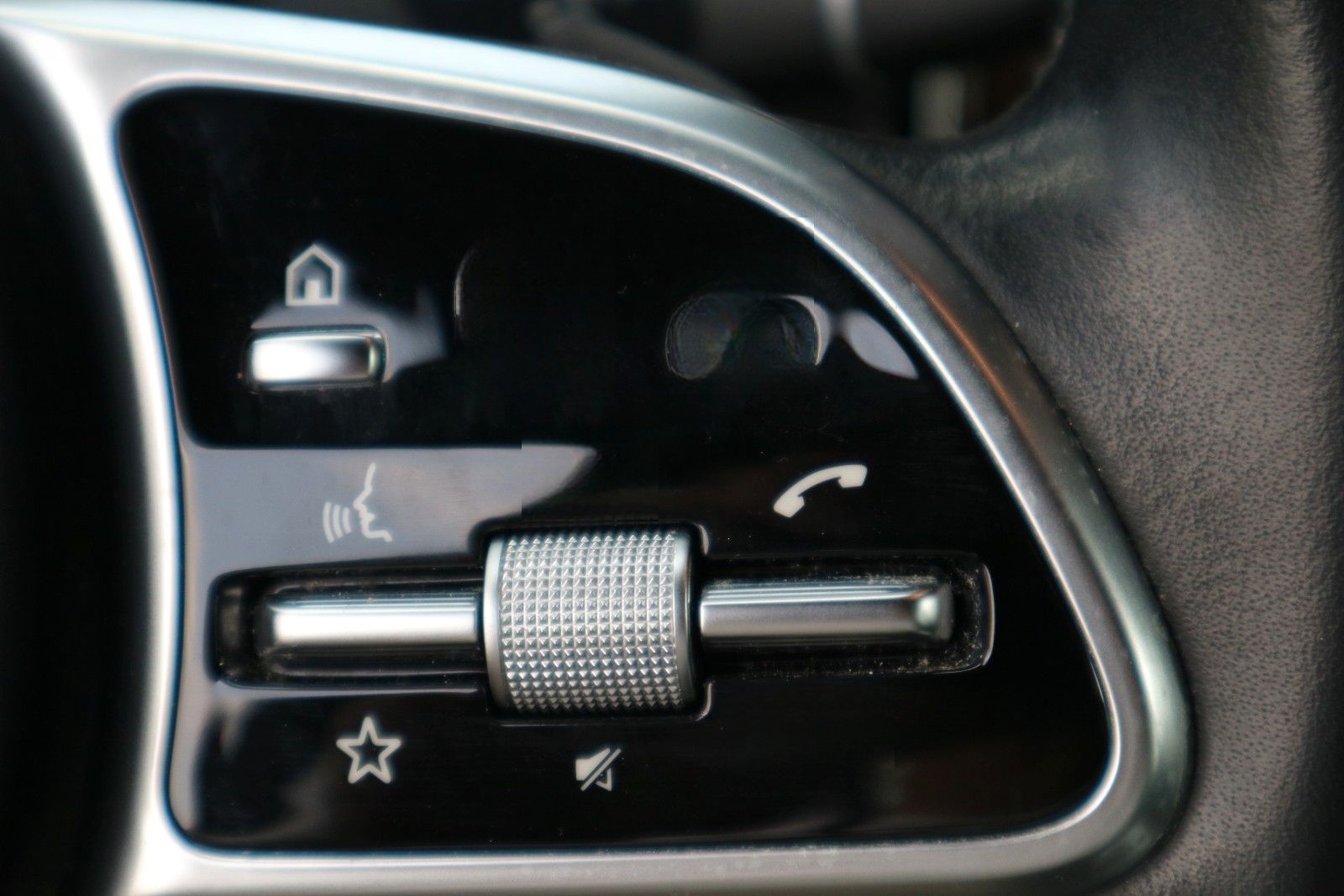 Mercedes-Benz GLC 220 d 4Matic AMG *AMBIENTE*AIRMATIC*CAM* foto 19