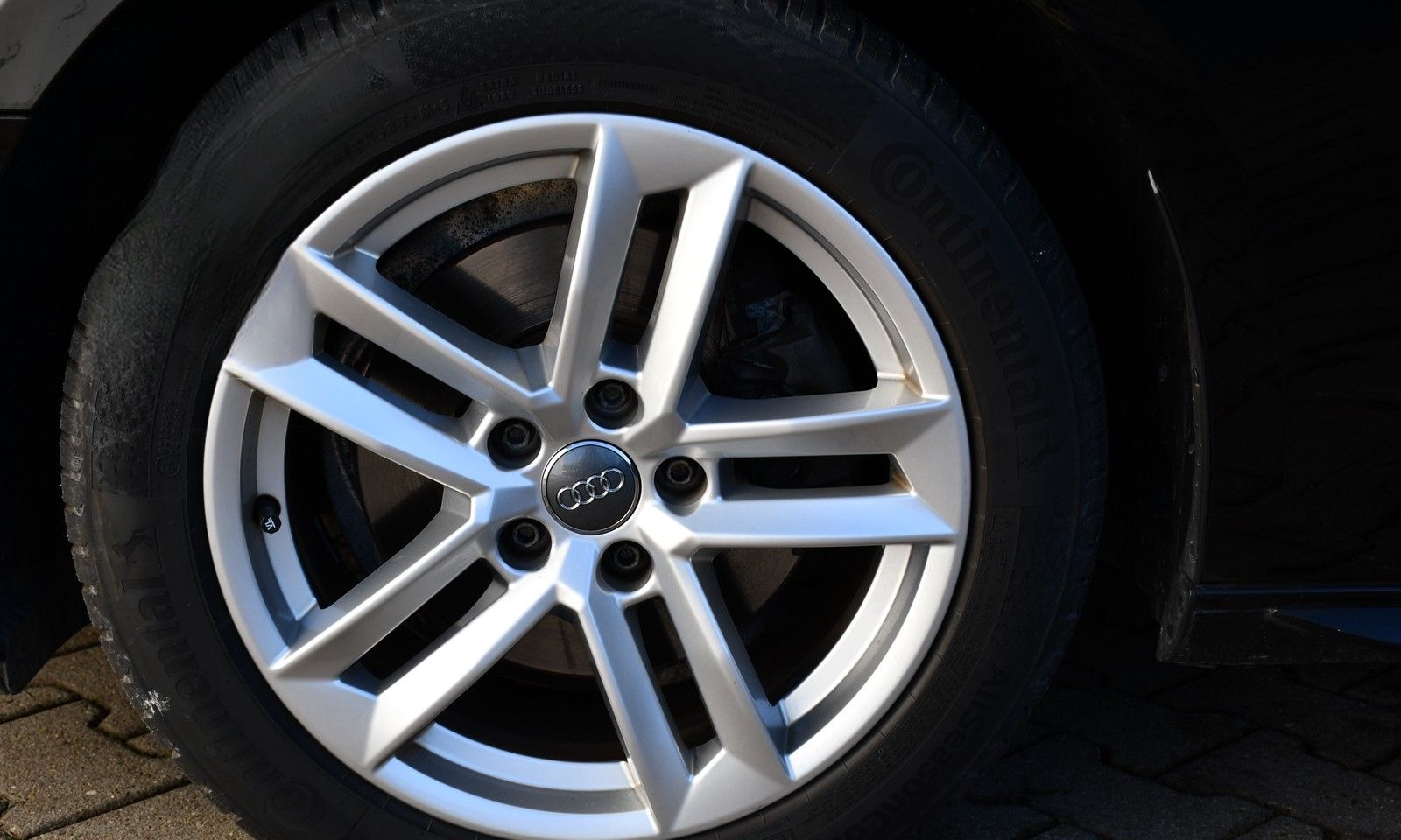 Audi A4 Avant 35 TFSI advanced*1.Hand*AHK*Navi* foto 12