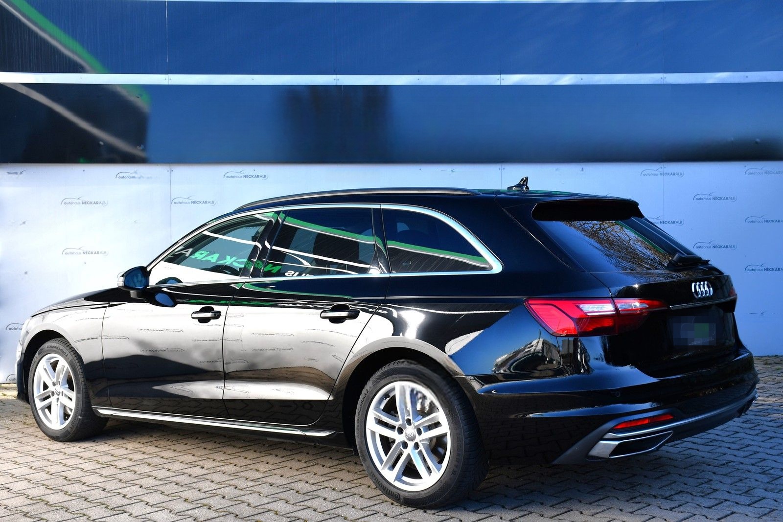 Audi A4 Avant 35 TFSI advanced*1.Hand*AHK*Navi* foto 5