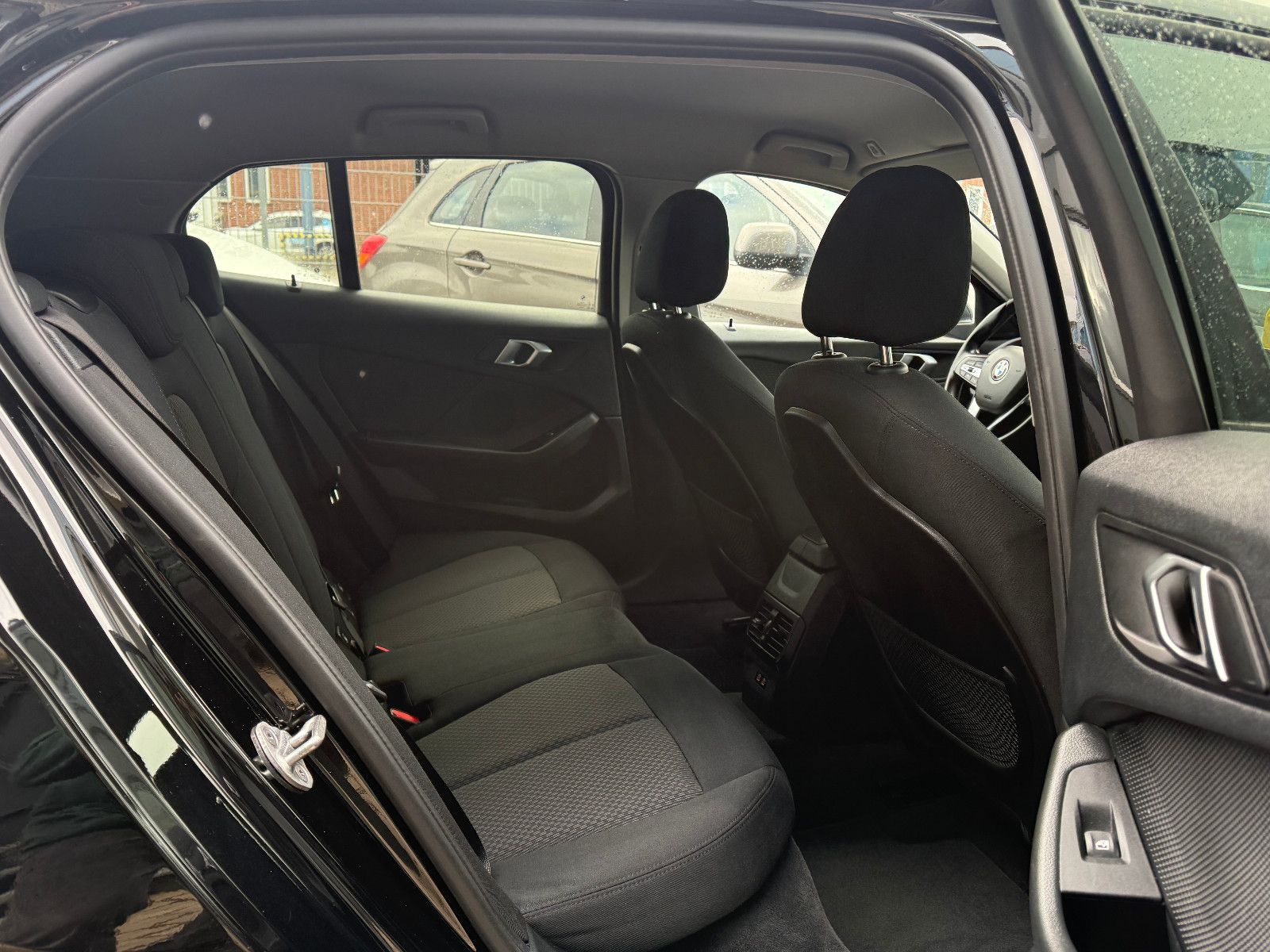 BMW 118i Sport Line foto 14