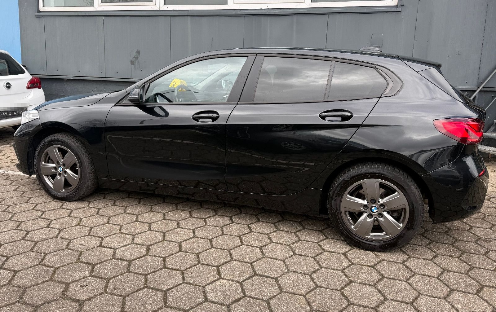 BMW 118i Sport Line foto 7