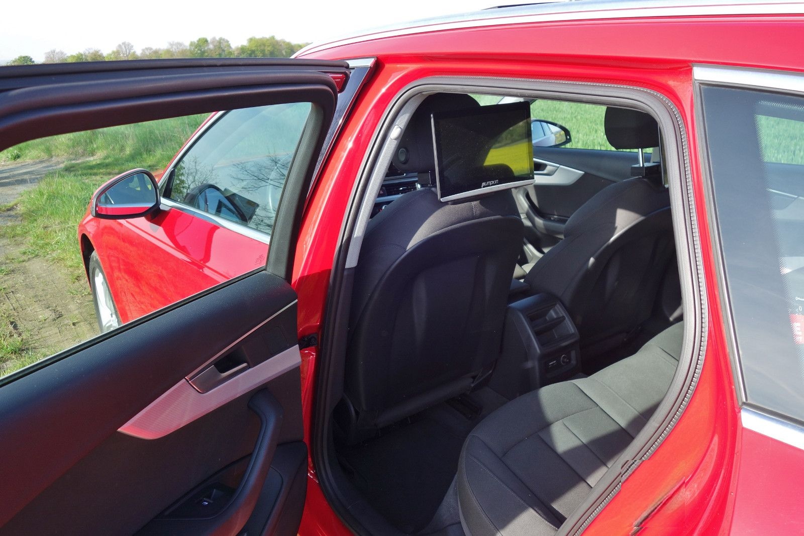 Audi A4 Avant 35 TDI Sport+Pano+AHK+Hybrid+S-tronic+ foto 19