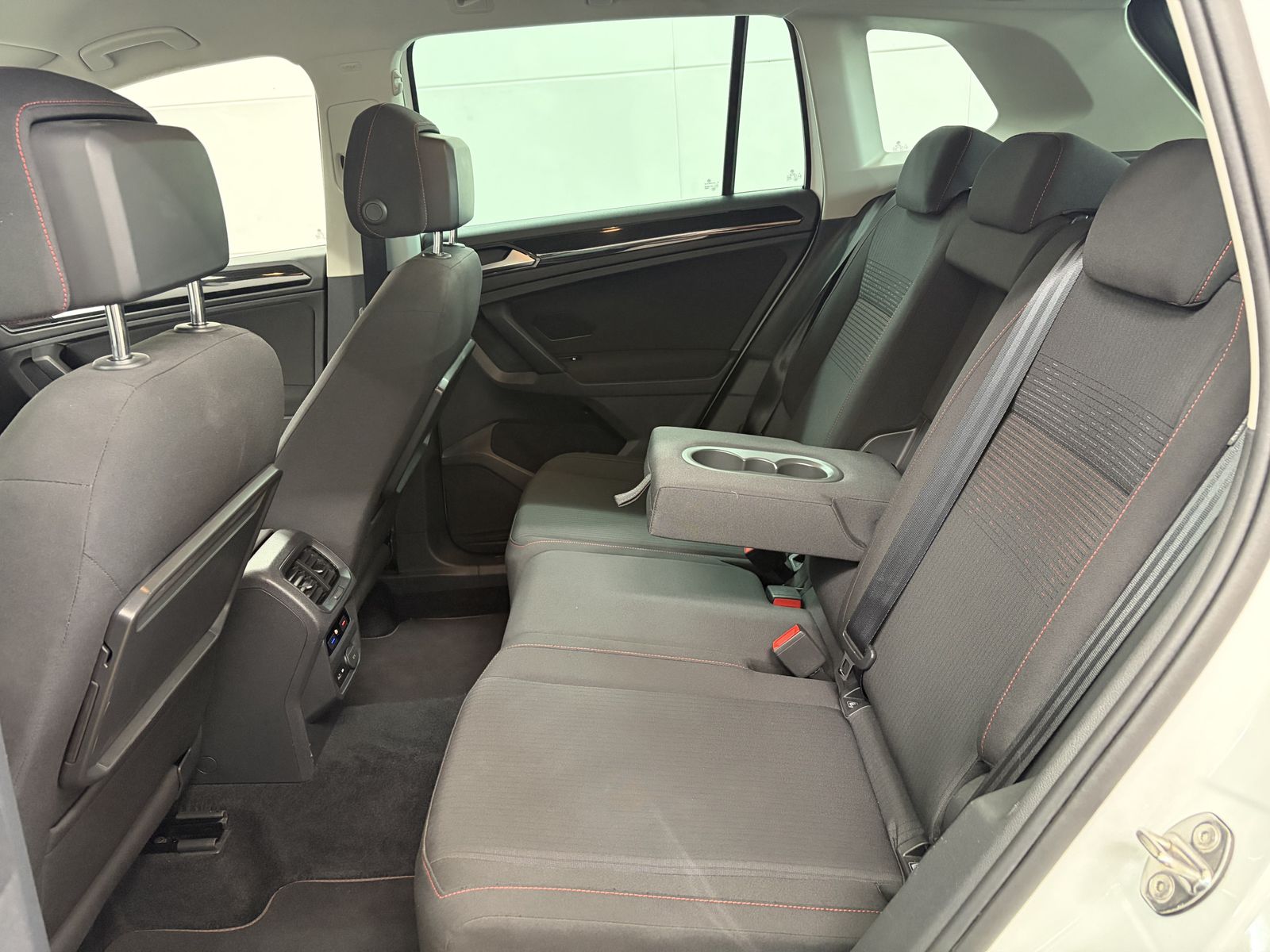 Volkswagen Tiguan SOUND AHK+Head-up+LED+360°+Navi+Oryxweiß foto 18