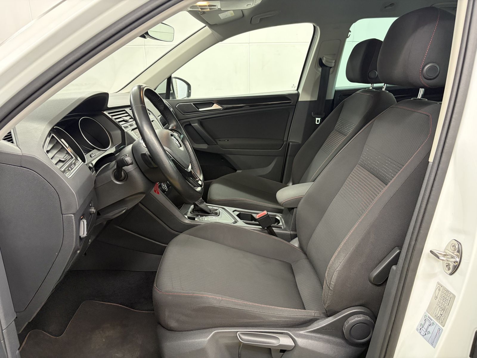 Volkswagen Tiguan SOUND AHK+Head-up+LED+360°+Navi+Oryxweiß foto 25