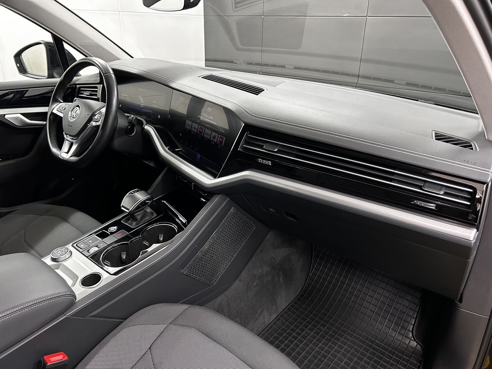 Volkswagen Touareg 4Motion+ACC+AHK+Keyless+LED+Kam foto 11