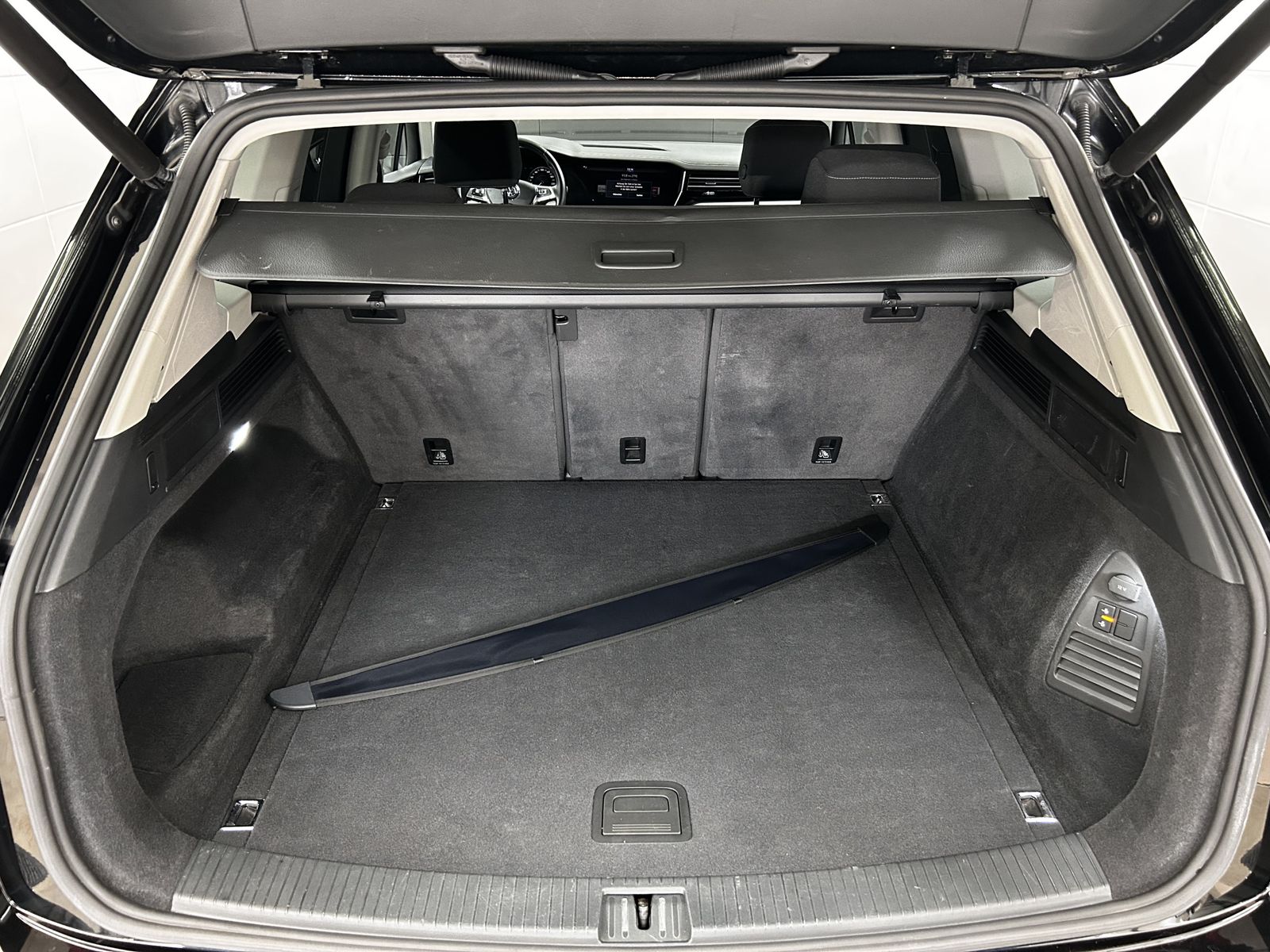 Volkswagen Touareg 4Motion+ACC+AHK+Keyless+LED+Kam foto 21