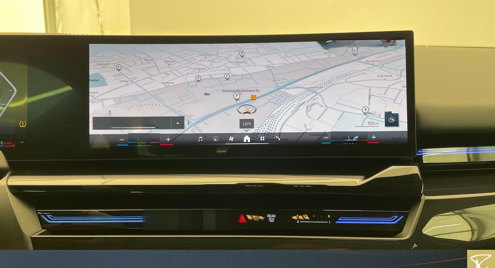 BMW 520d A Lim M-Sport LCPro HUD 360° B&K LED 19"LM foto 12