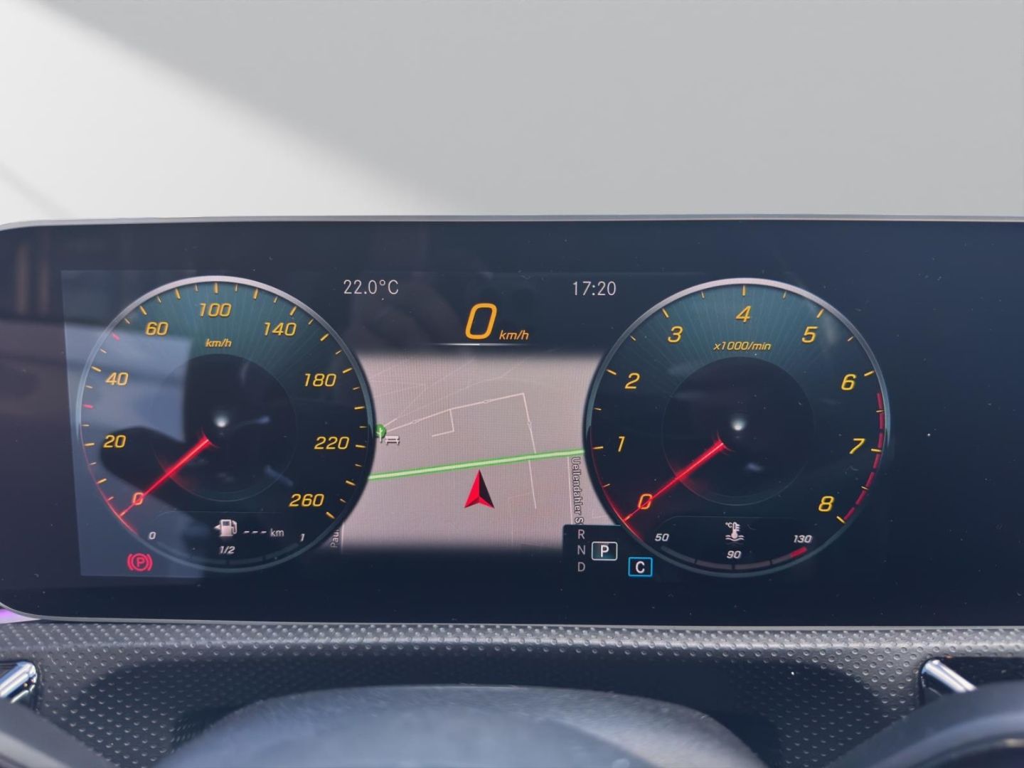 Mercedes-Benz A 250 Pano*Navi*Virtual*Night*AHK*Kamera* foto 13