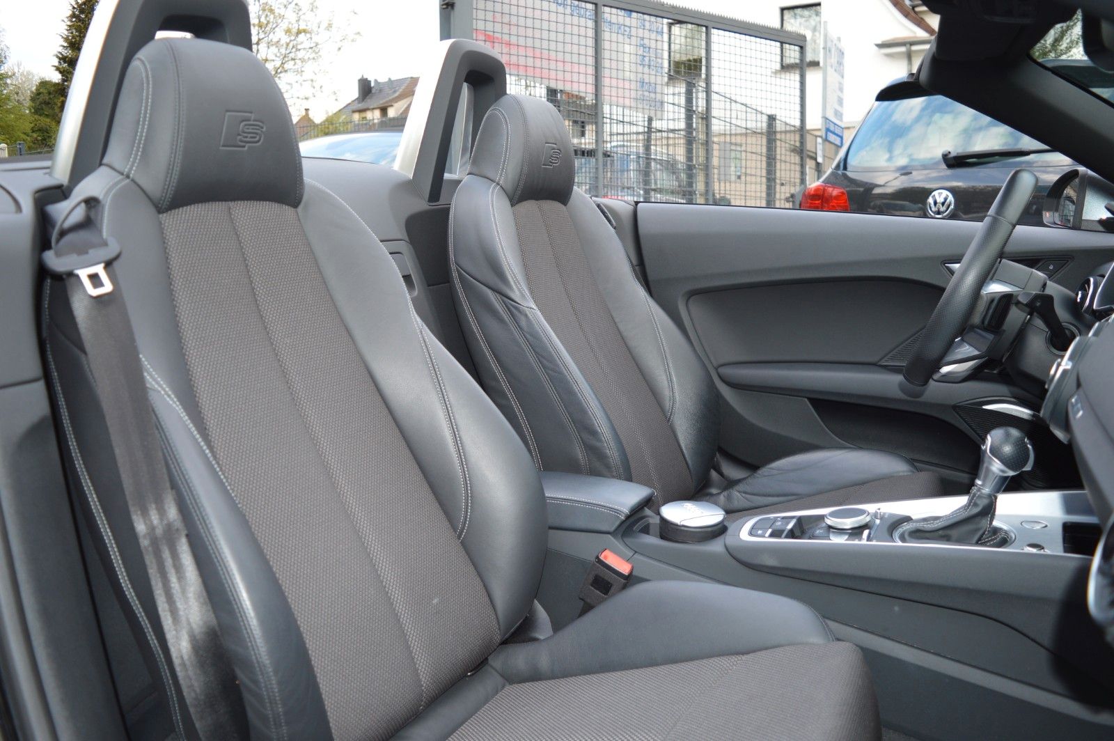 Audi TT Roadster 1.8 TFSI S line Automatik foto 11