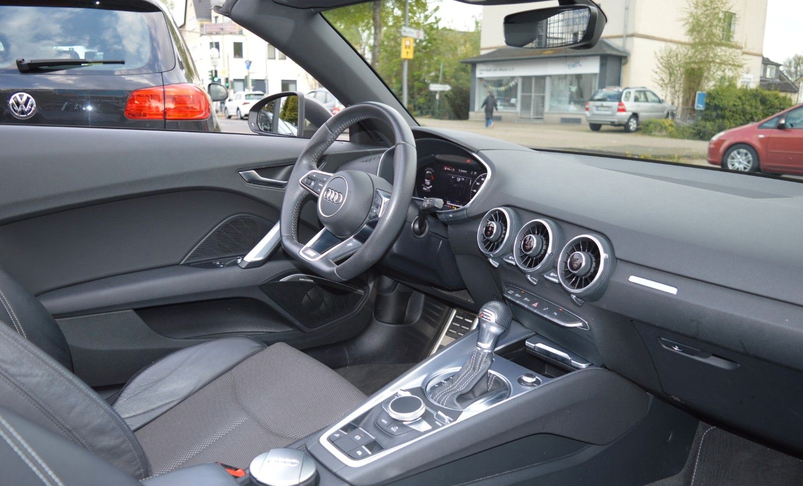 Audi TT Roadster 1.8 TFSI S line Automatik foto 12