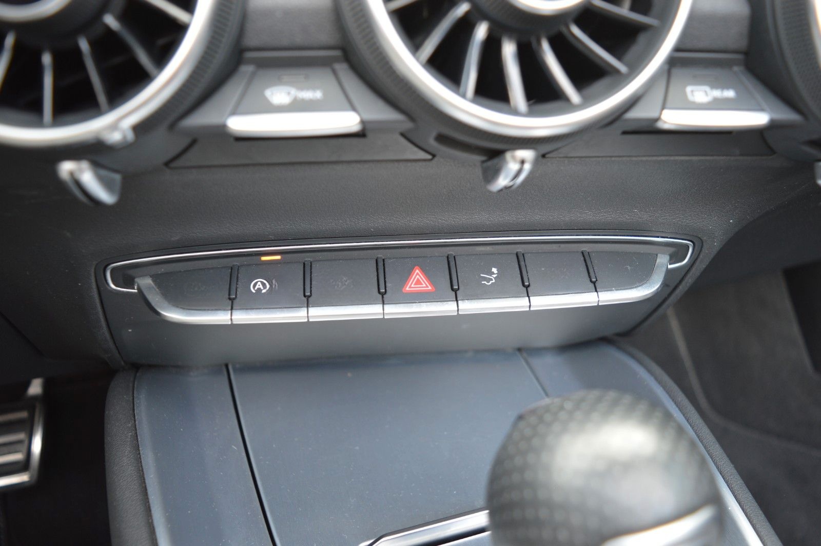 Audi TT Roadster 1.8 TFSI S line Automatik foto 21