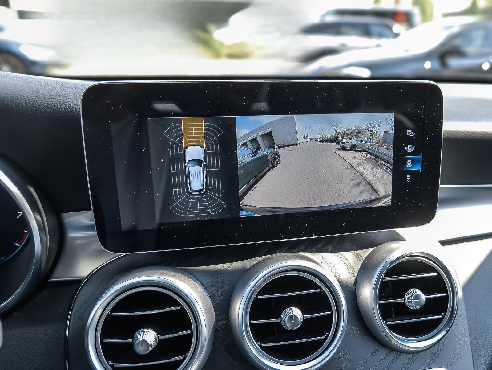 Mercedes-Benz GLC 200 4Matic AMG Line 9G-TRONIC foto 13