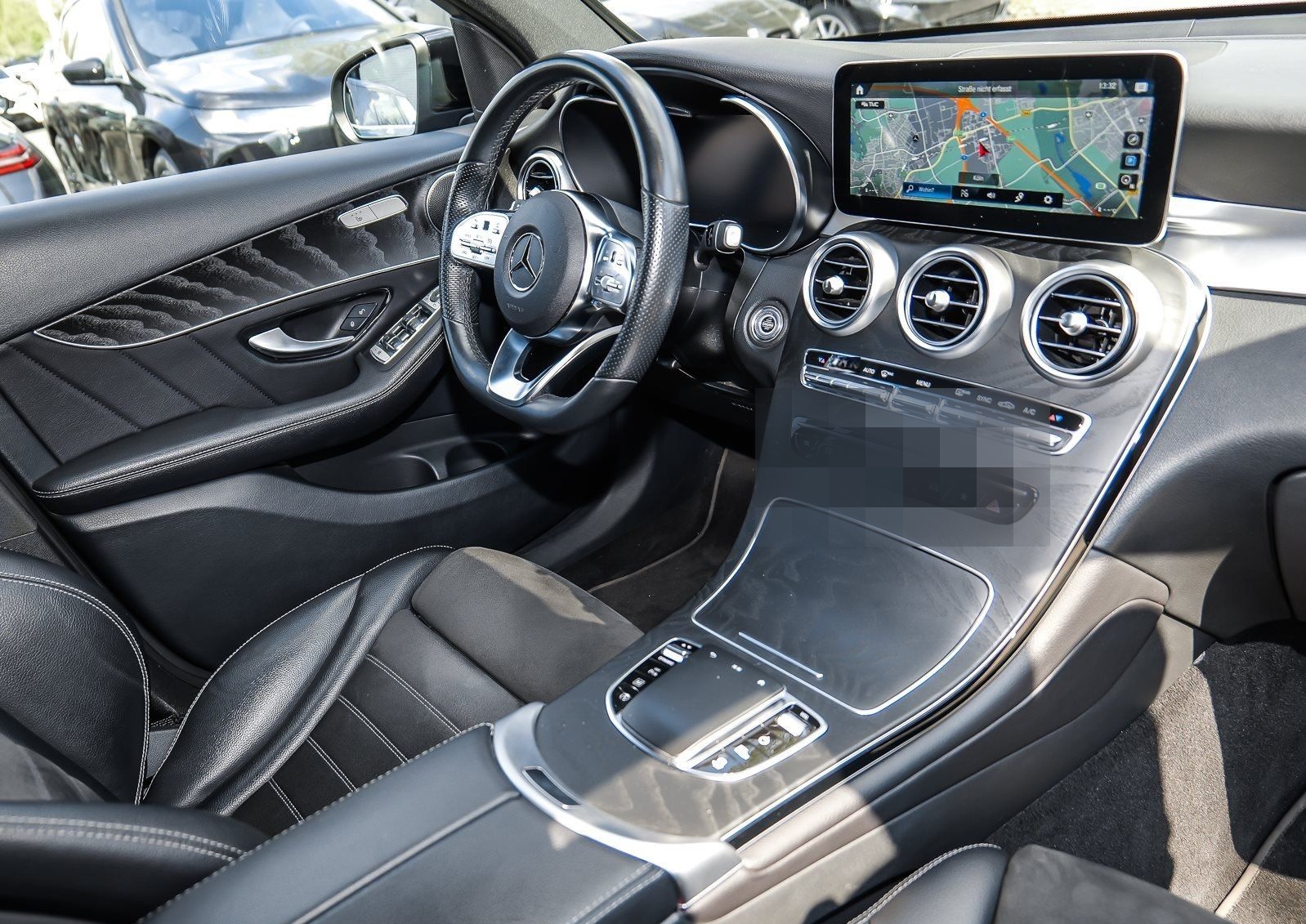 Mercedes-Benz GLC 200 4Matic AMG Line 9G-TRONIC foto 14