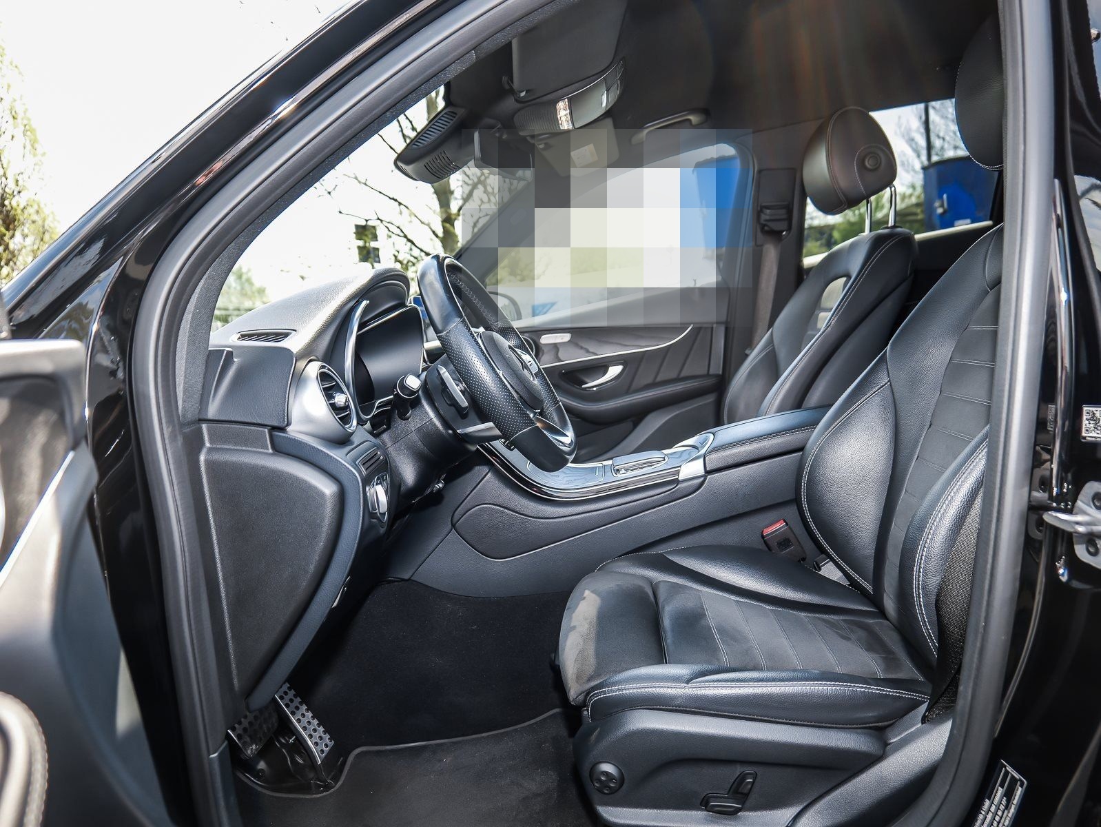 Mercedes-Benz GLC 200 4Matic AMG Line 9G-TRONIC foto 5