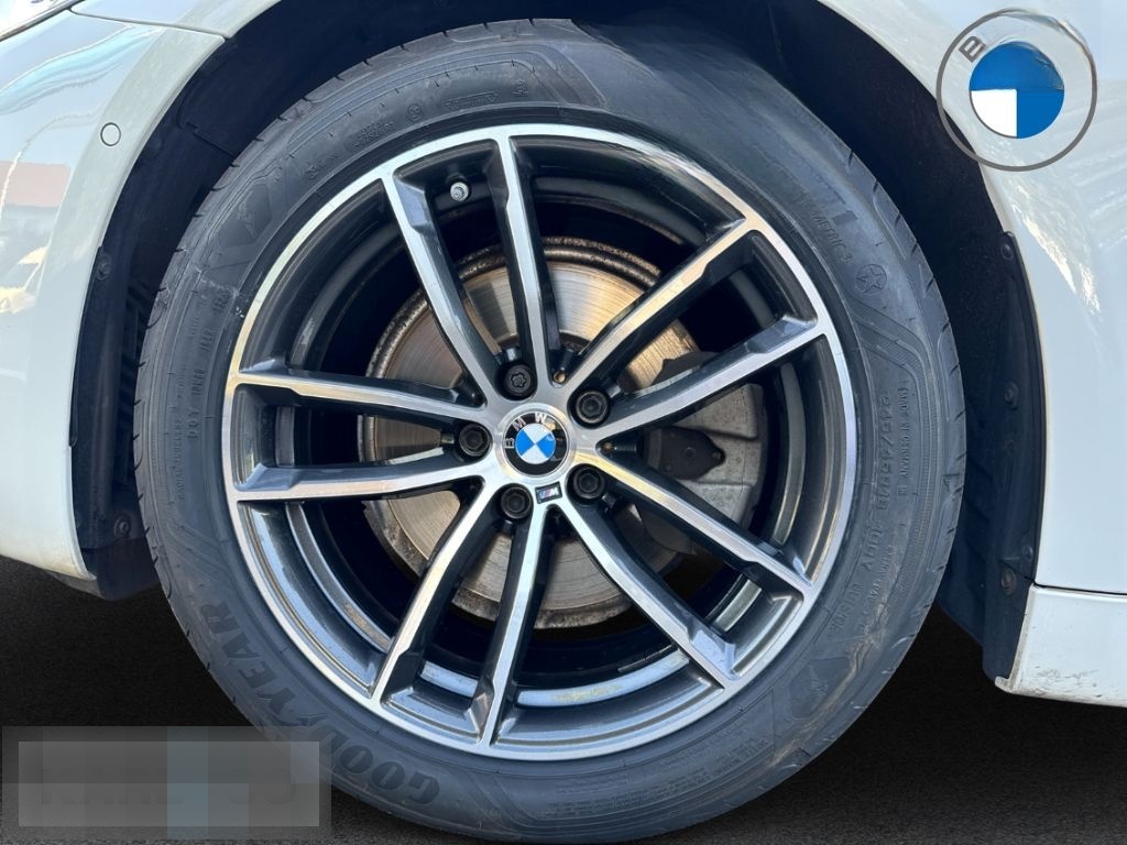 BMW 520 dA Limo M-Sport AdaptivLED HUD Sitzbelüftung foto 7
