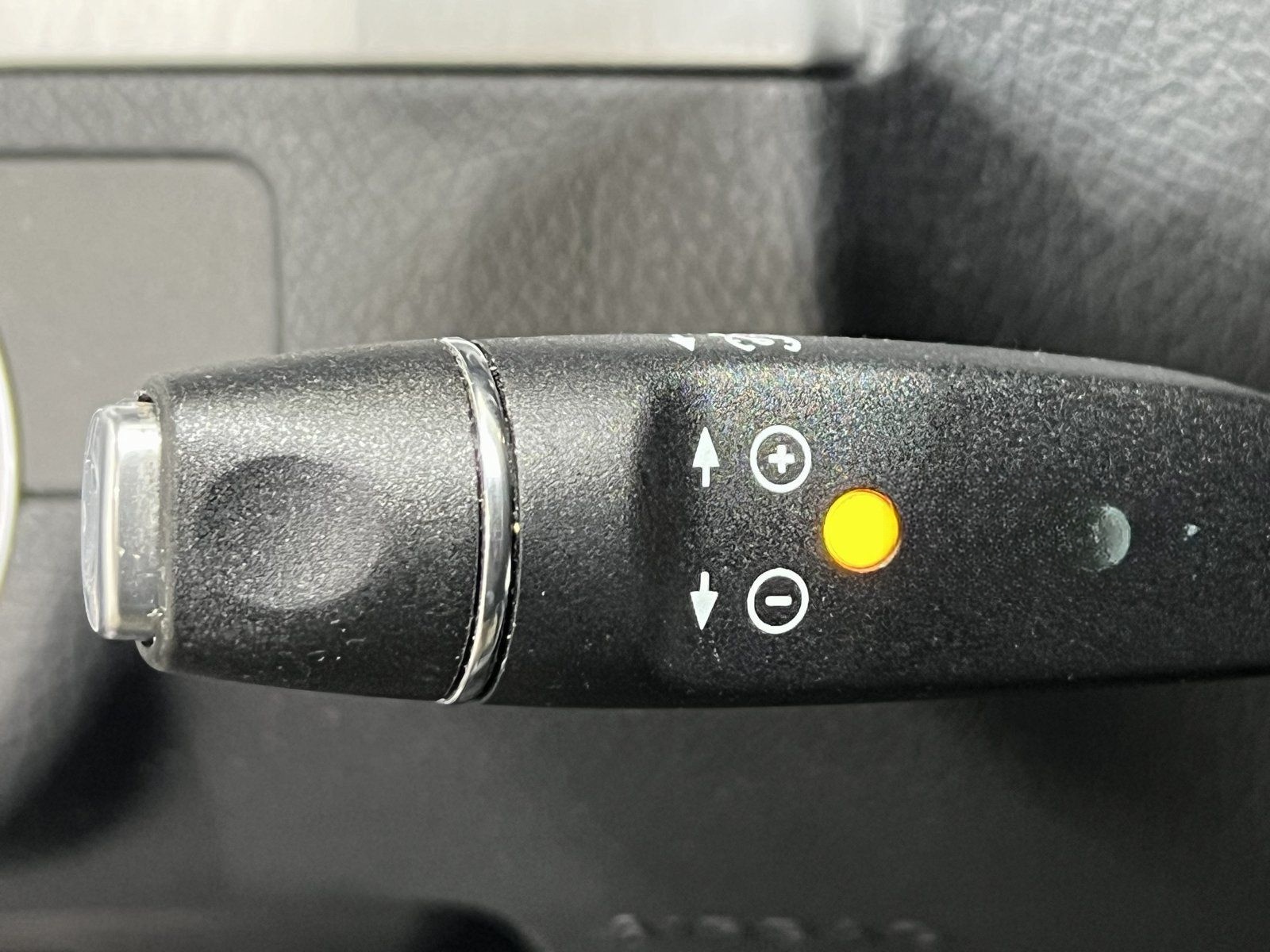 Mercedes-Benz E 250 Cabrio 7G AIRSCARF LEDER COMAND LED ILS !! foto 13