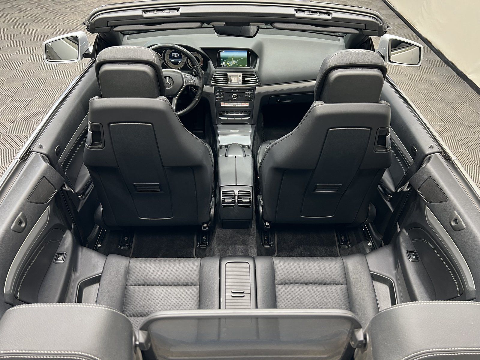 Mercedes-Benz E 250 Cabrio 7G AIRSCARF LEDER COMAND LED ILS !! foto 21