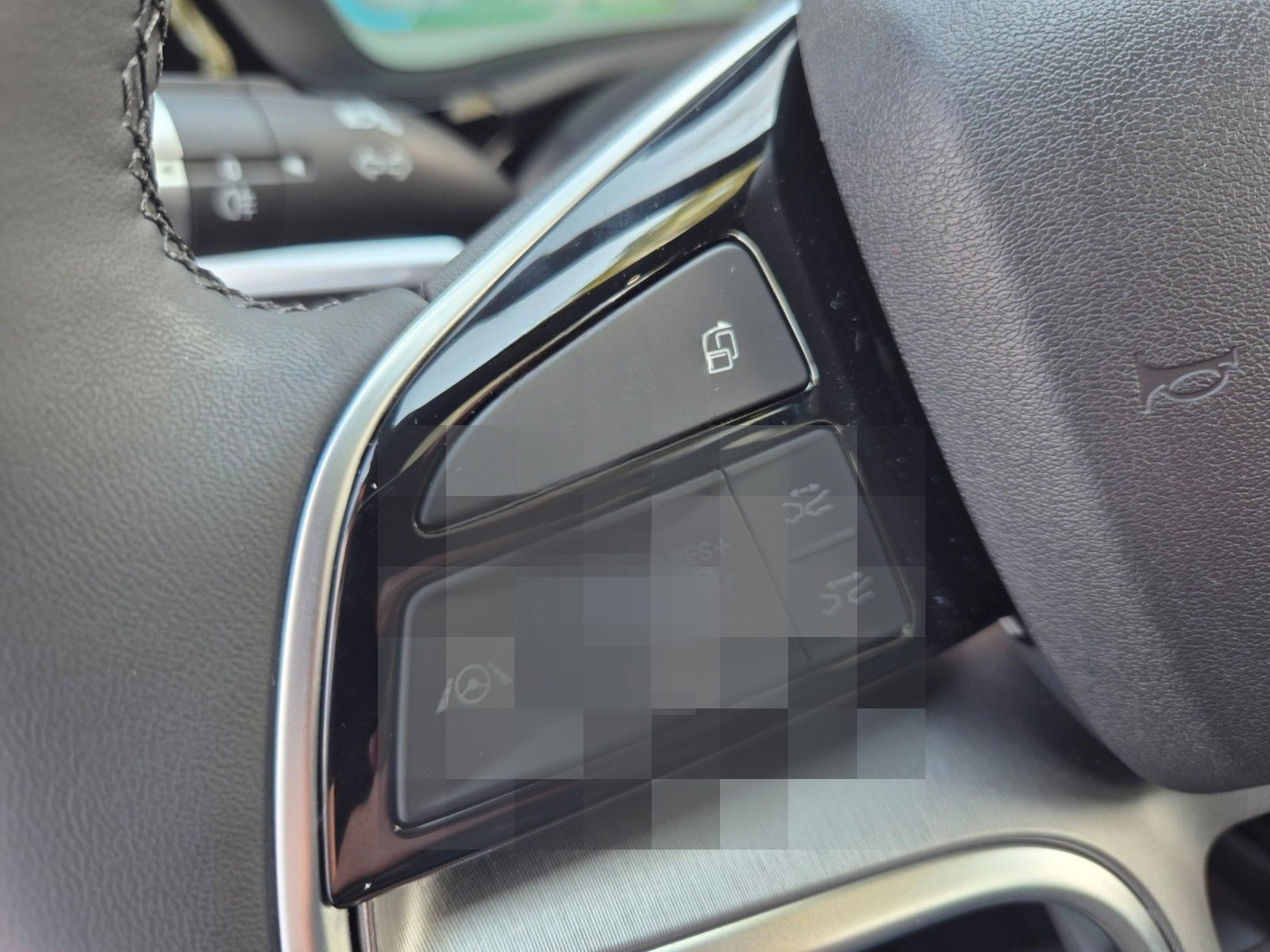 BYD SEAL U PHEV DM-i Design*ALLRAD*360*SzBL*PANO* foto 18