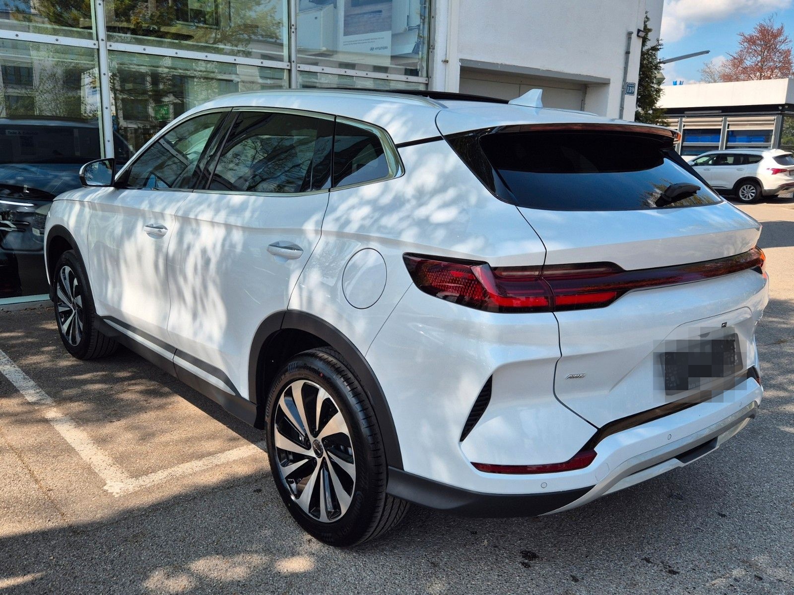 BYD SEAL U PHEV DM-i Design*ALLRAD*360*SzBL*PANO* foto 6