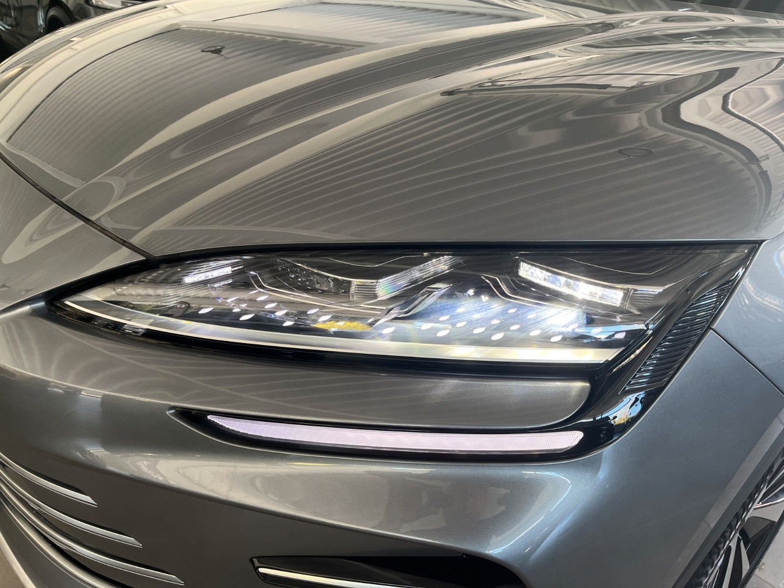 BYD SEAL U DM-i Design AWD  /360°/HUD/SHZ/PANO-DA foto 21