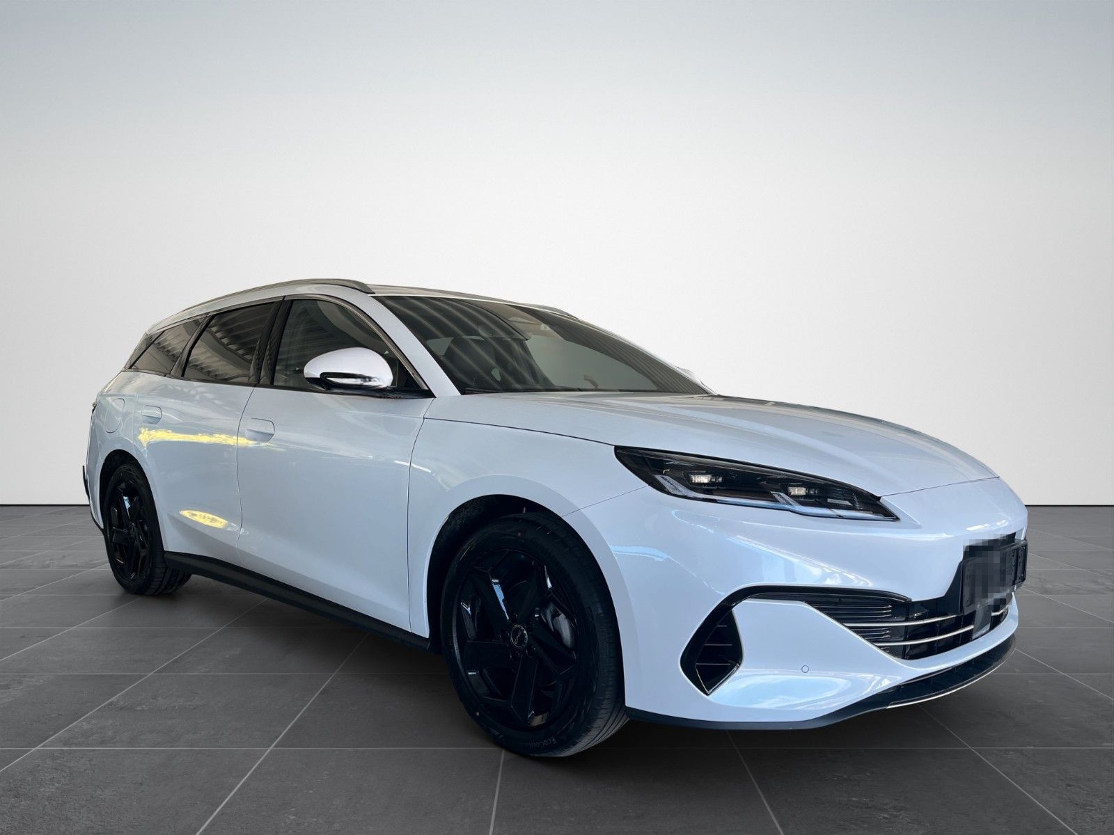 BYD SEAL 6 DM-i TOURING Comfort/360°/HUD/SHZ/PANO-DA foto 2