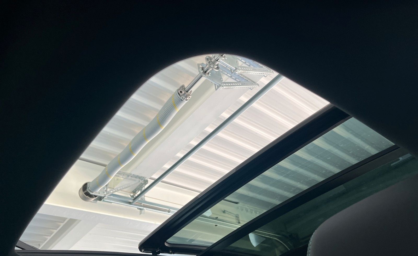 BYD SEAL 6 DM-i TOURING Comfort/360°/HUD/SHZ/PANO-DA foto 17