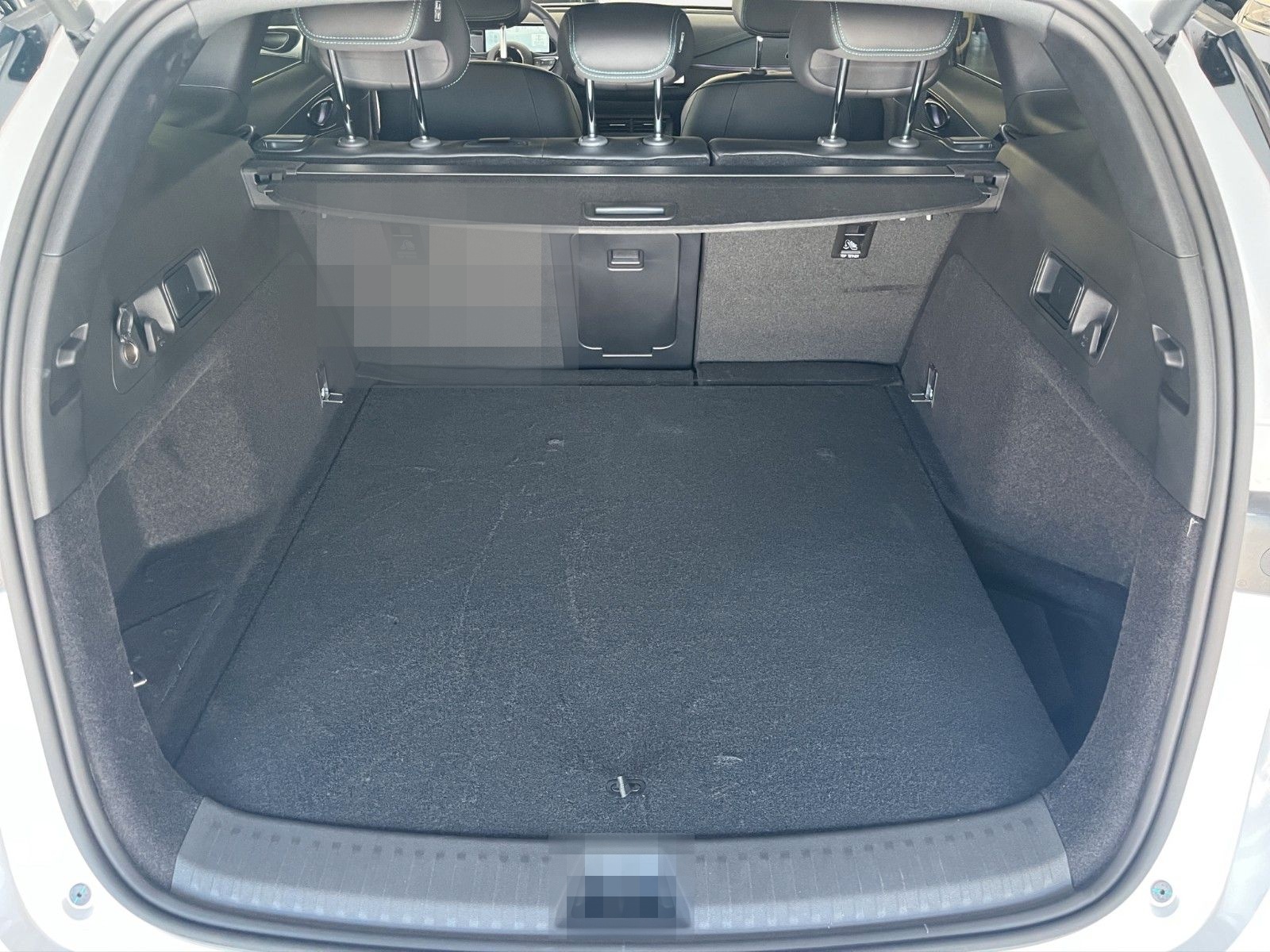 BYD SEAL 6 DM-i TOURING Comfort/360°/HUD/SHZ/PANO-DA foto 11