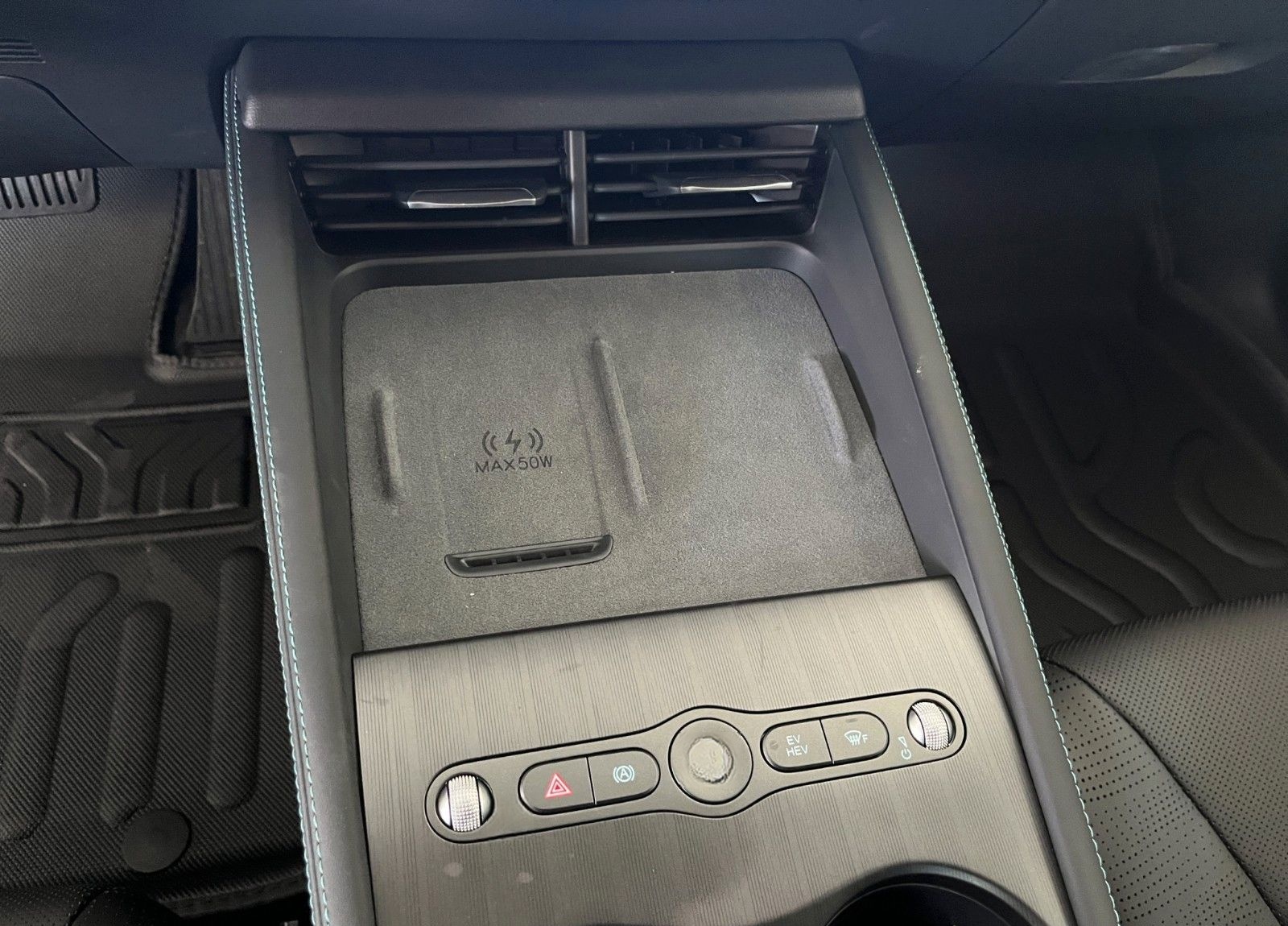 BYD SEAL 6 DM-i TOURING Comfort/360°/HUD/SHZ/PANO-DA foto 13