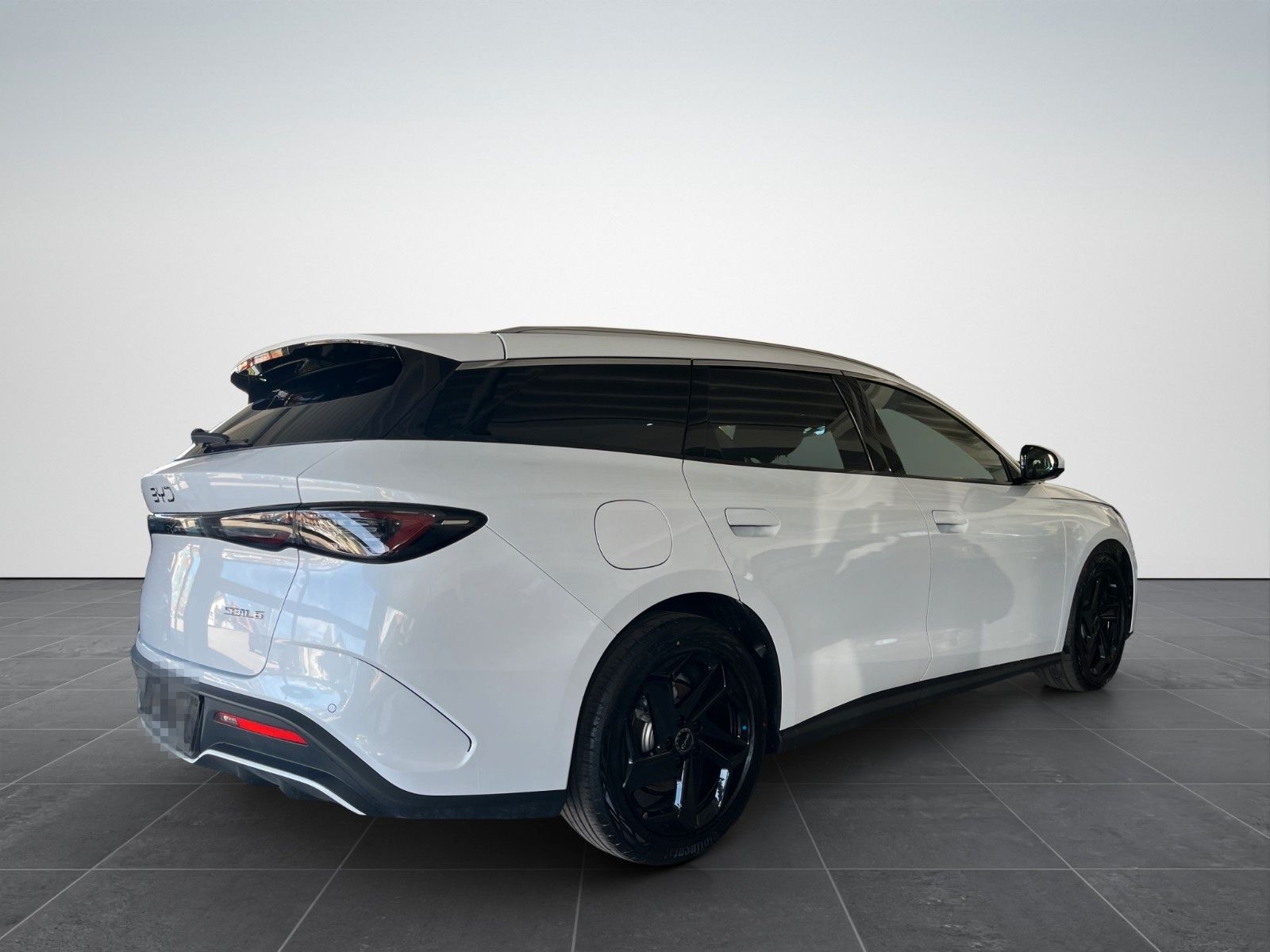 BYD SEAL 6 DM-i TOURING Comfort/360°/HUD/SHZ/PANO-DA foto 3