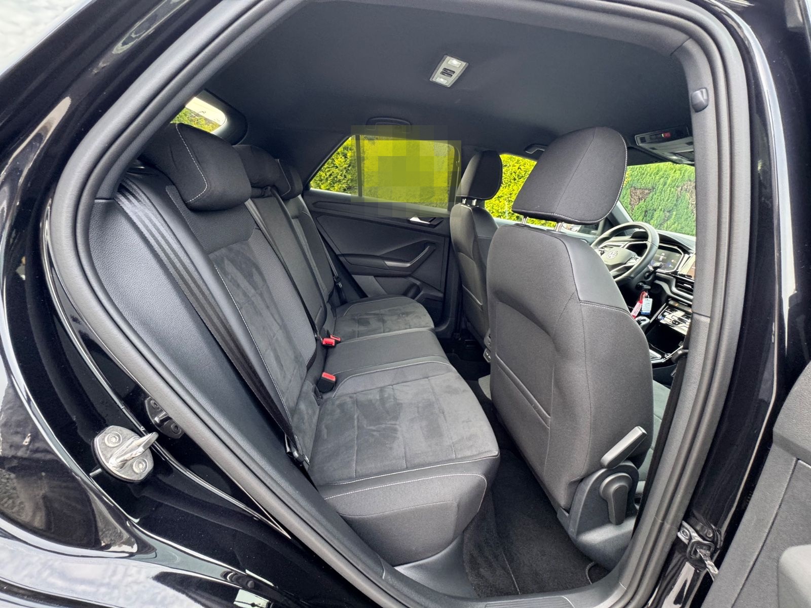 Volkswagen T-Roc R-Line Kamera LED Leder App-Connect Navi foto 15