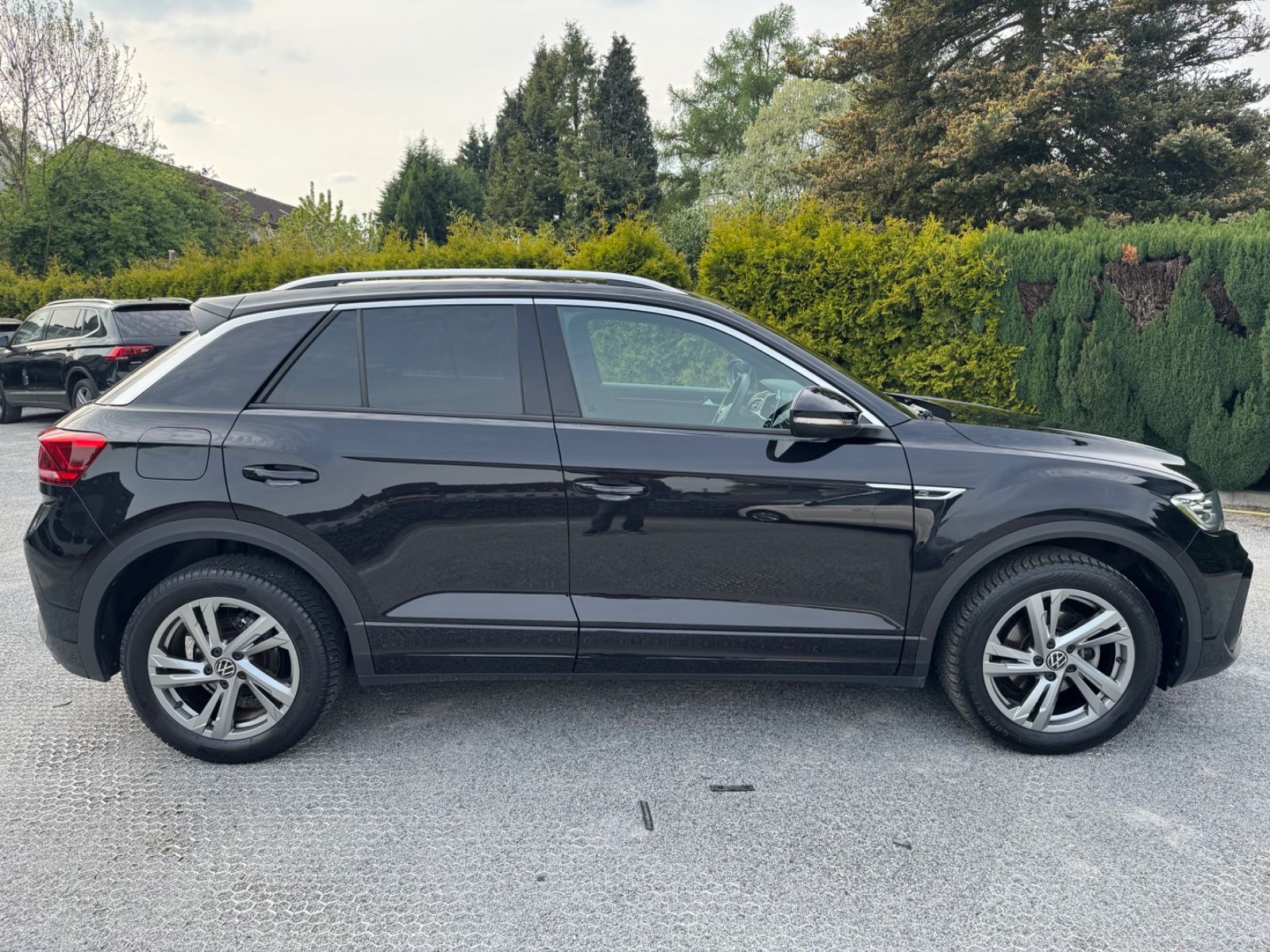 Volkswagen T-Roc R-Line Kamera LED Leder App-Connect Navi foto 8