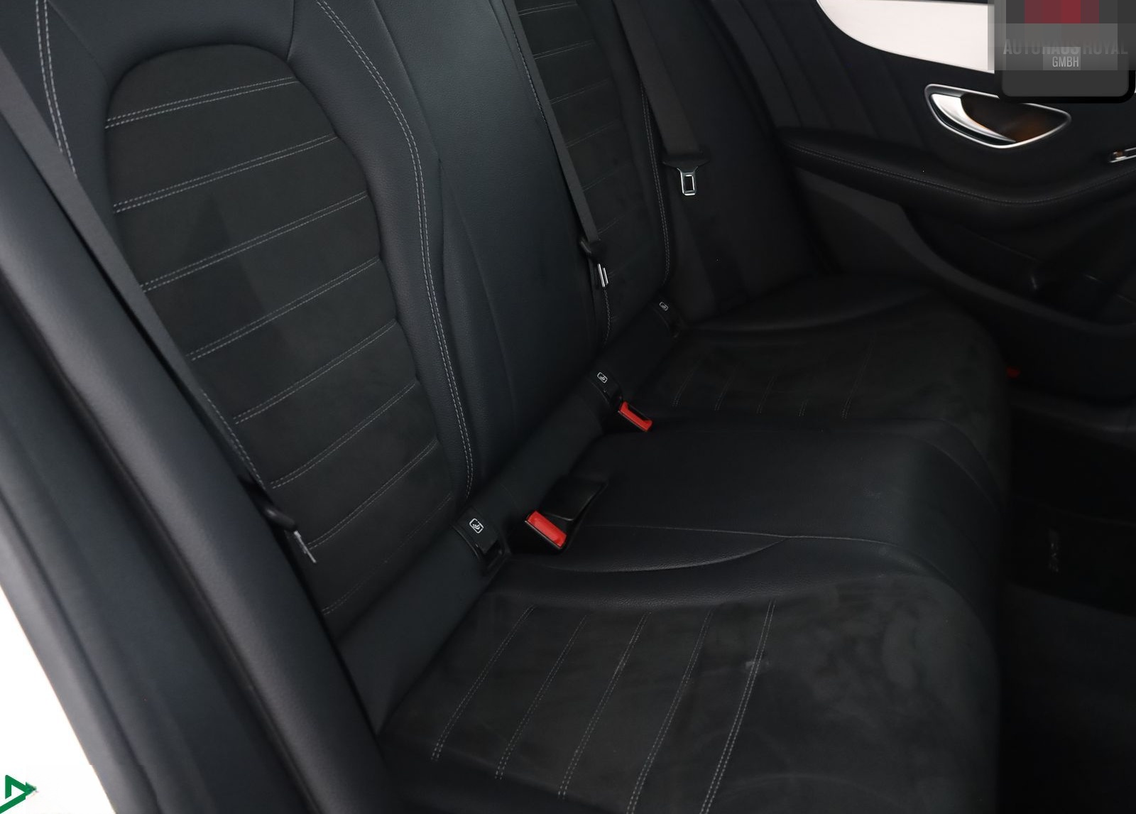 Mercedes-Benz C 300 d 4M 3x AMG NIGHT MULTIBEAM,DISTRO,KAMERA foto 12