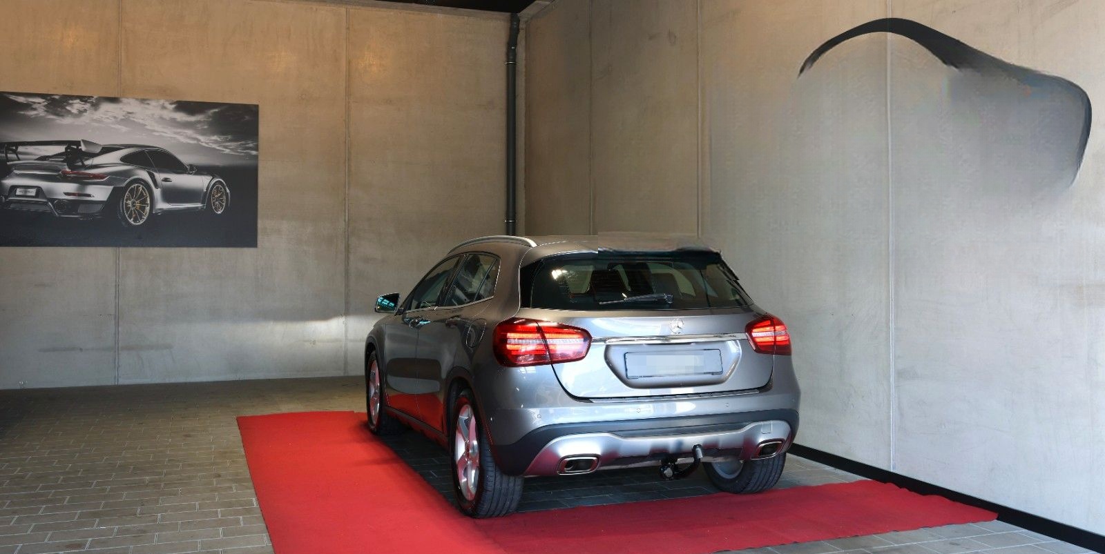 Mercedes-Benz GLA 180 AHK LED TOT NAVI KEYLESS GO ATTENTIONASS foto 3