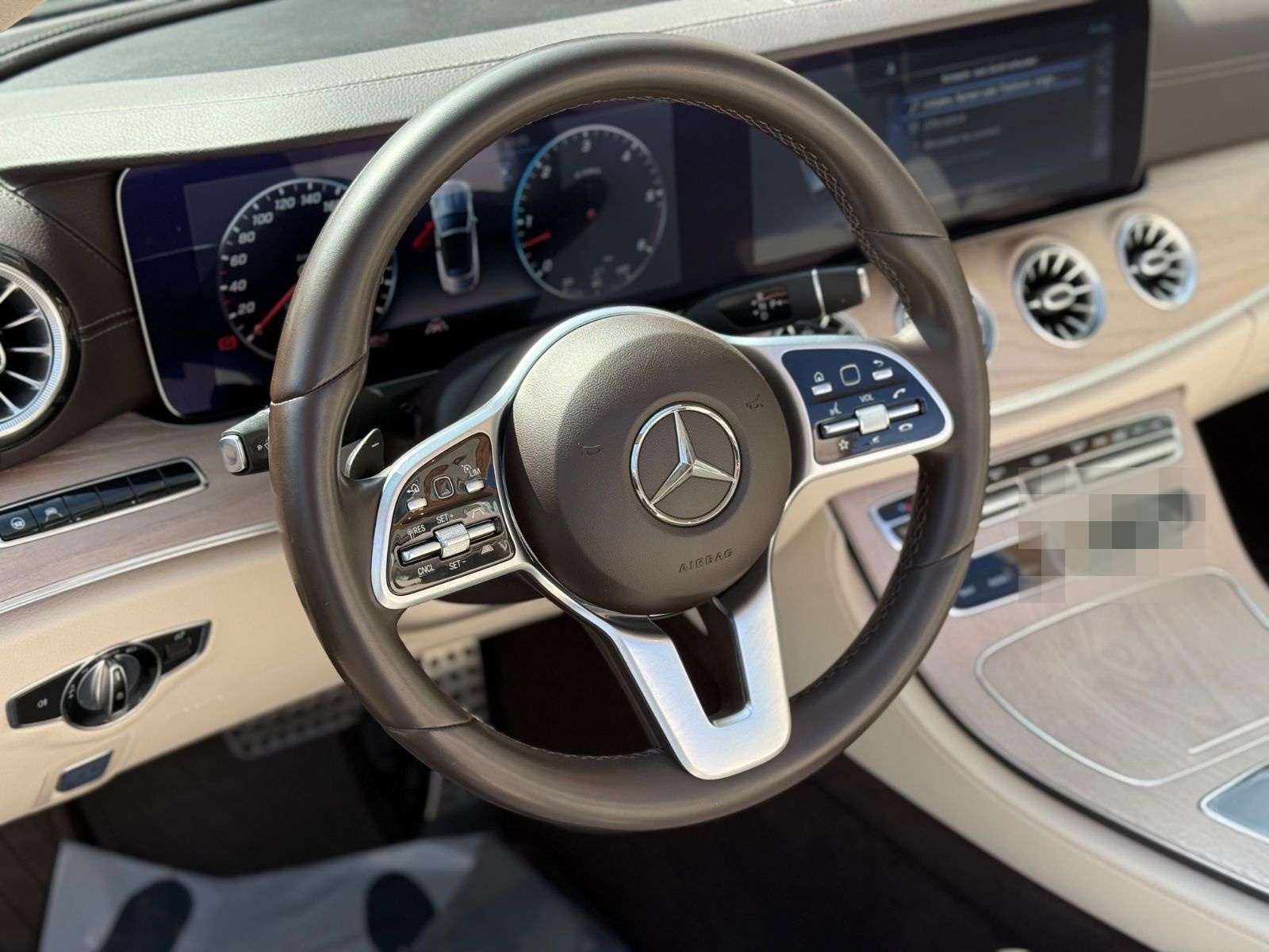 Mercedes-Benz E 400d Cabrio 4Matic AMG-Line LED RMSTR. foto 16