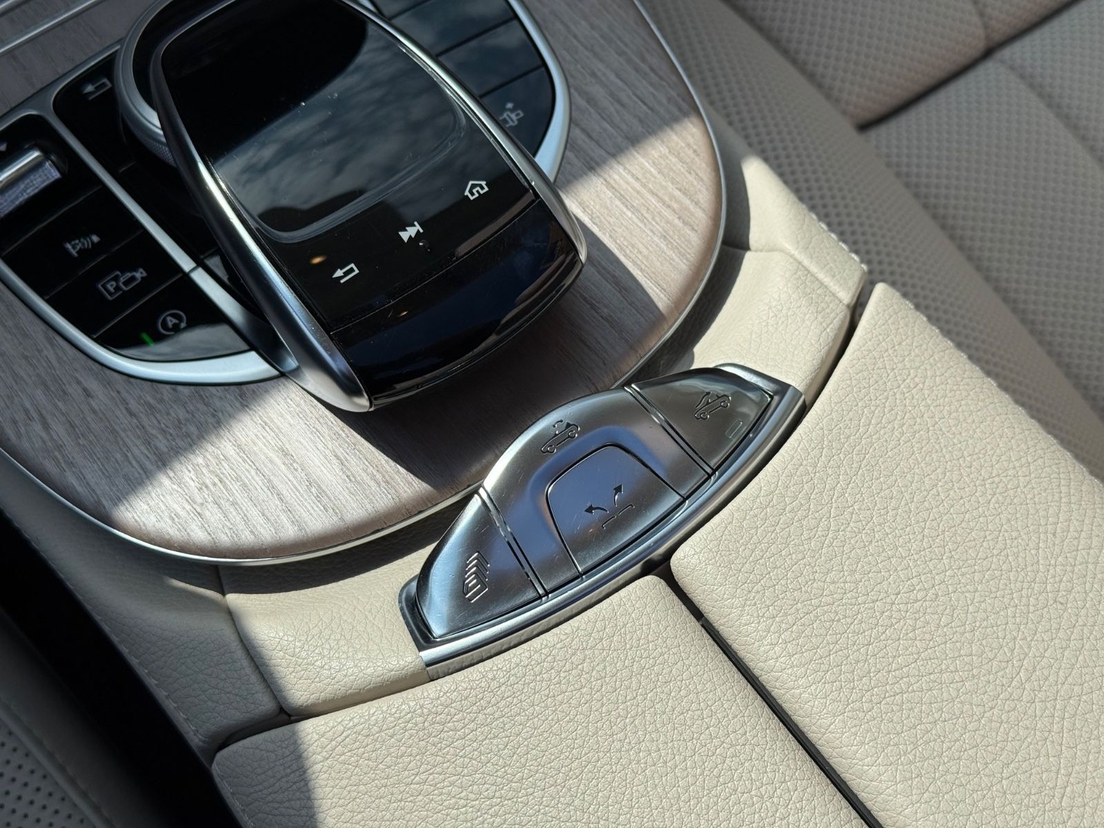 Mercedes-Benz E 400d Cabrio 4Matic AMG-Line LED RMSTR. foto 22