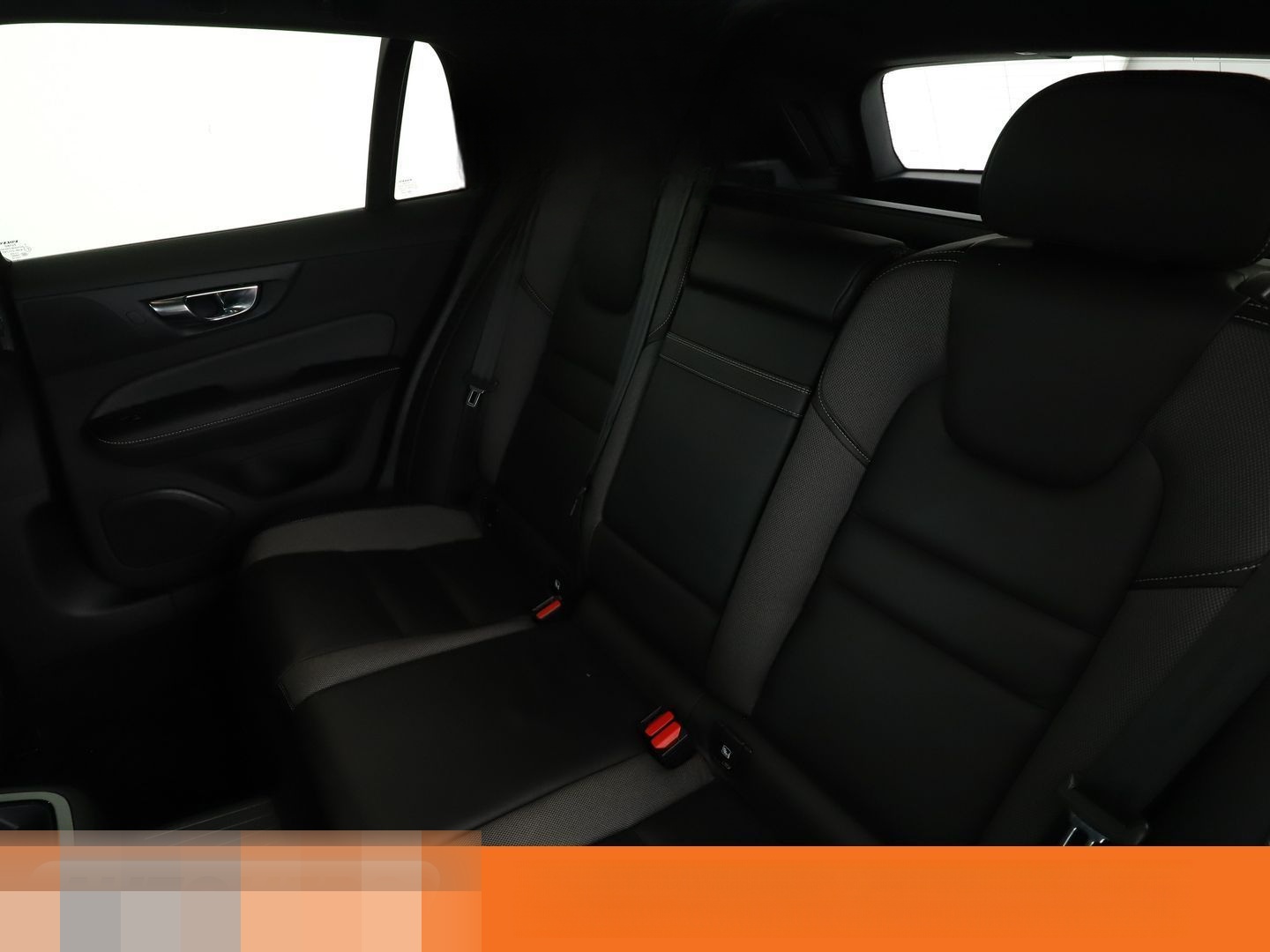 Volvo V60 2.0 T6 Plug-in Hybrid R-Design AWD Aut.*NAVI foto 14