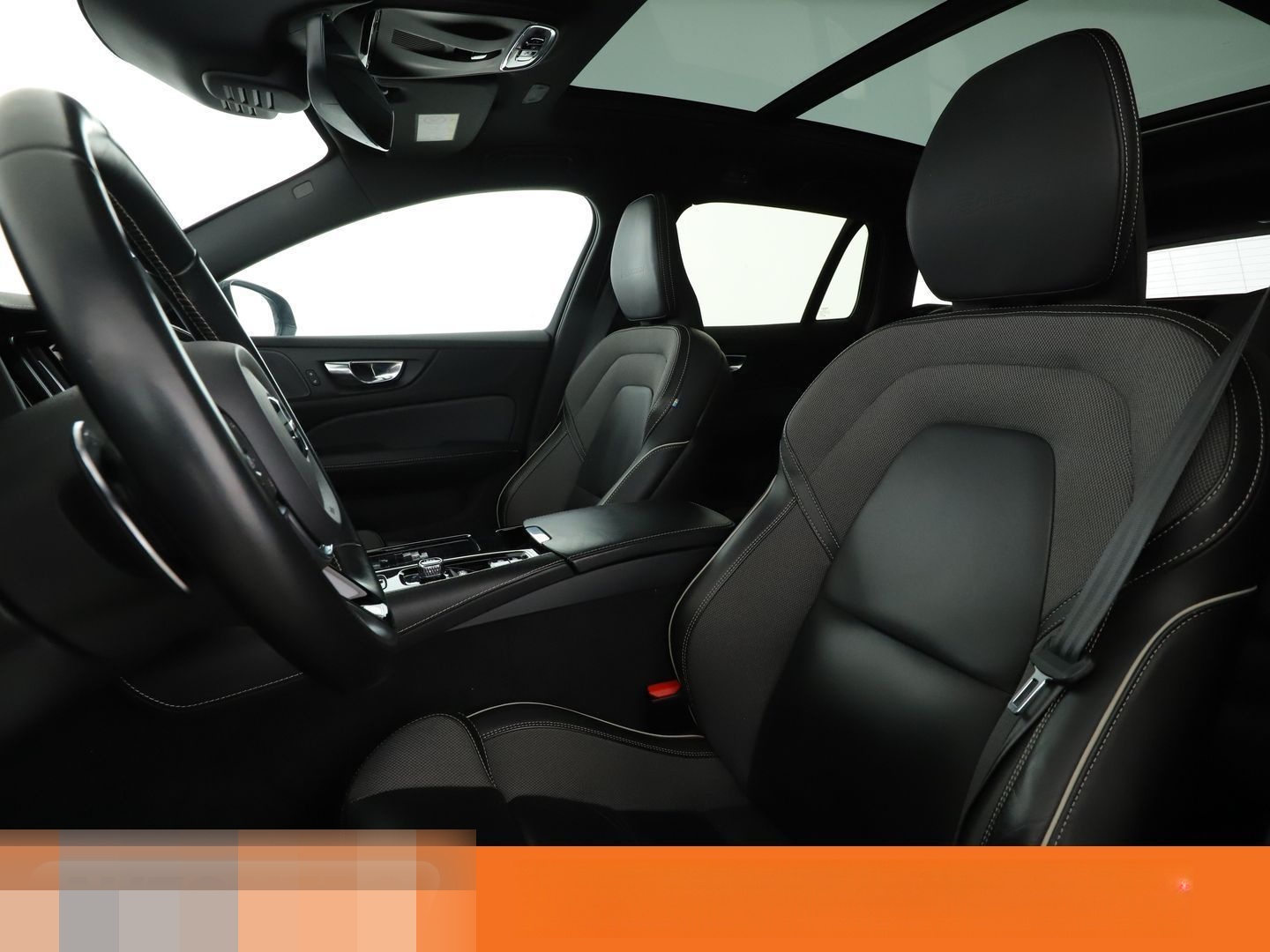 Volvo V60 2.0 T6 Plug-in Hybrid R-Design AWD Aut.*NAVI foto 10